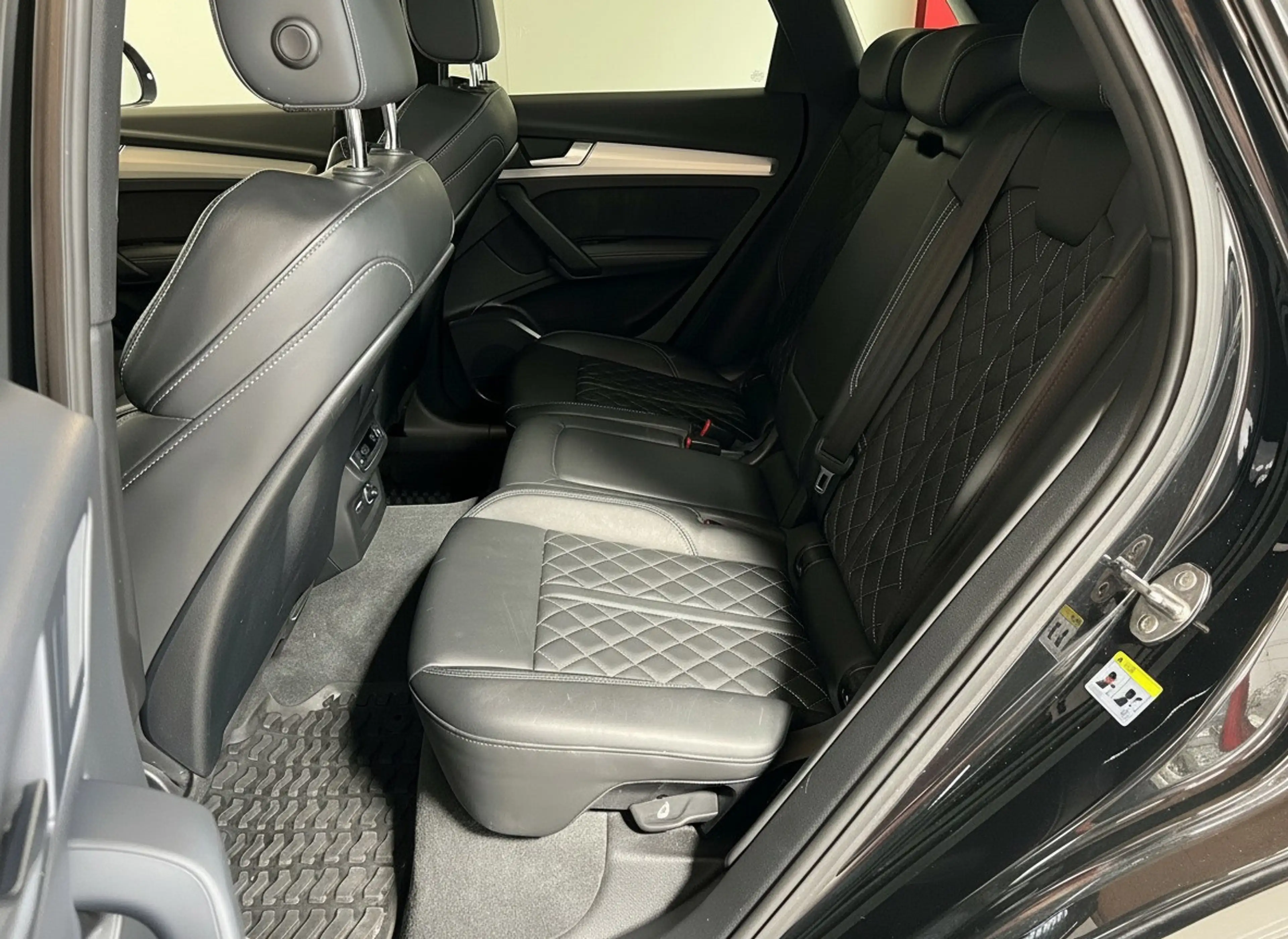 Audi Q5 55 TFSI e quattro Competition - S-line - Panorama — photo 9