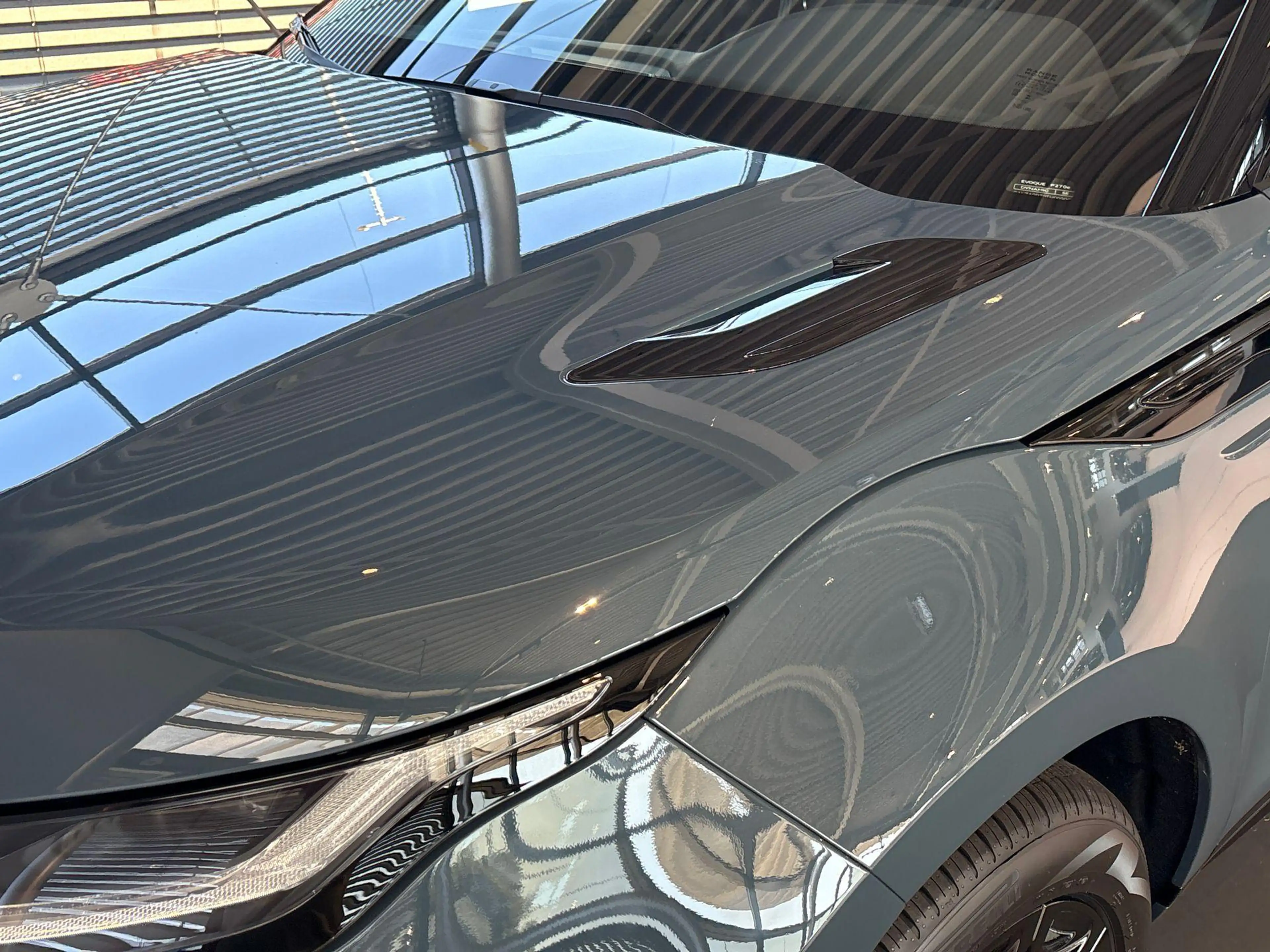 Land Rover Range Rover Evoque P270e AWD DYNAMIC SE -PANO.DAK|20"LM|BLACK PACK|CO — photo 23