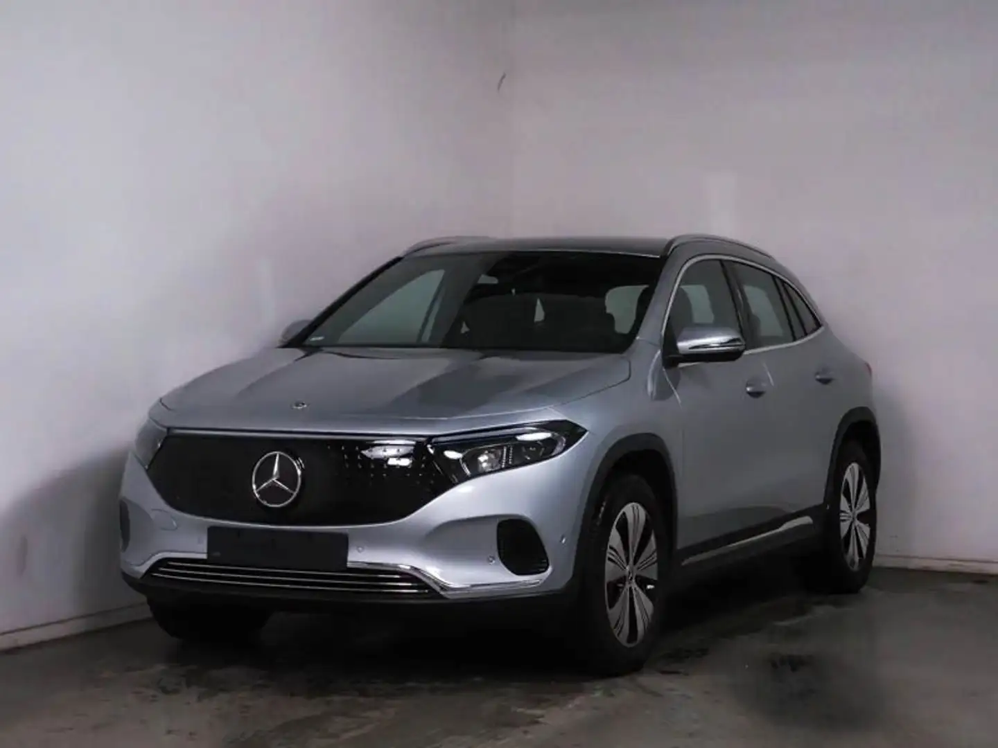 Mercedes-Benz EQA 350 4M Progressive,LED,DISTR,EASY-P,MBUX,AHK Silber - 1
