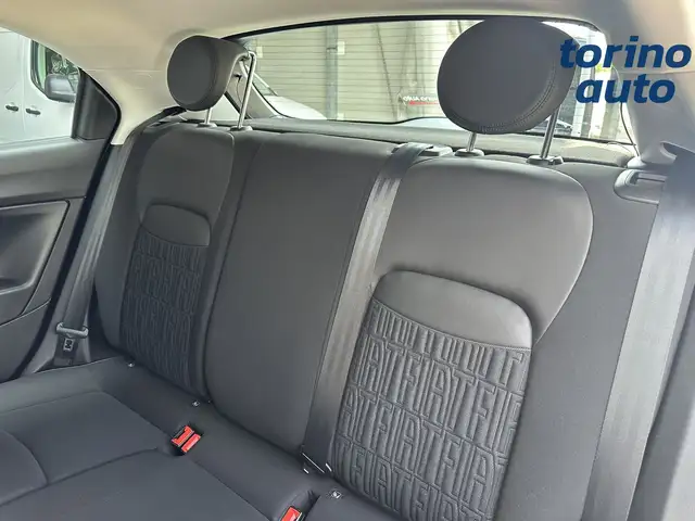 Fiat 500x view 10