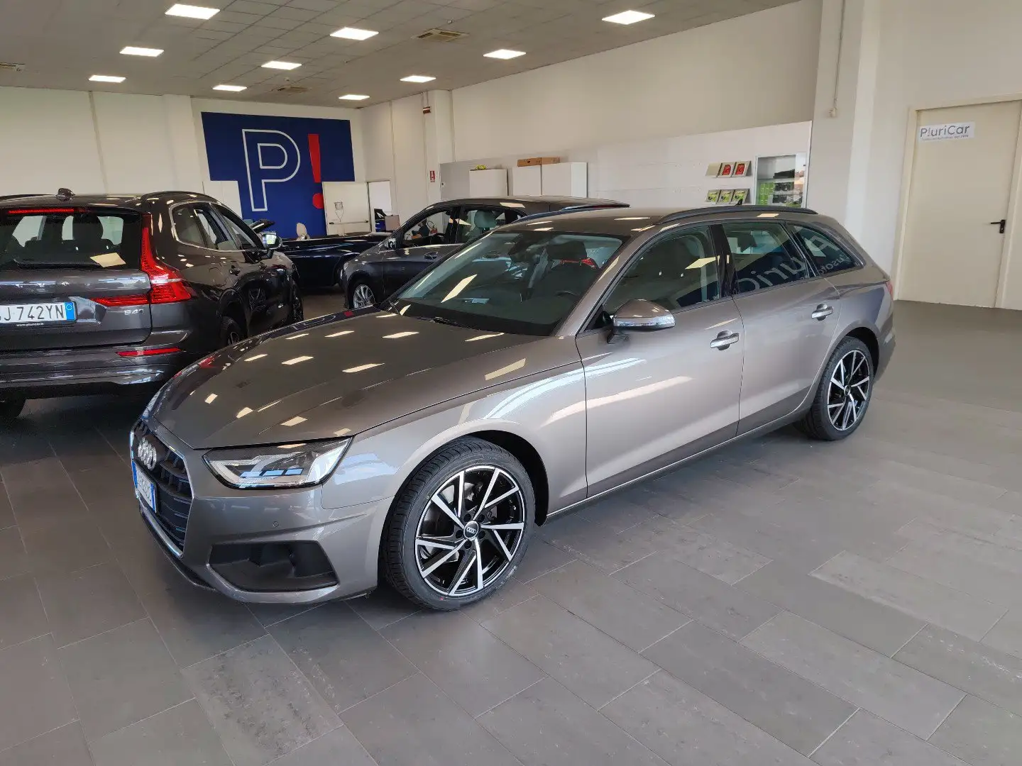 Audi A4 Avant 35 TFSI S tronic Bus.Advanced MHEV Fari LED Grey - 1
