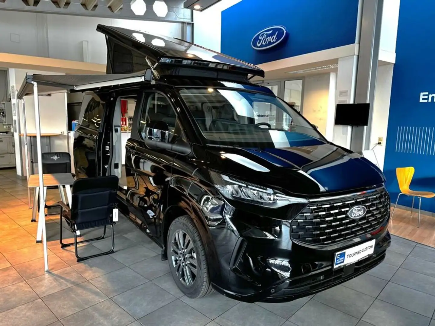 Ford Tourneo Custom NUGGET Zwart - 2
