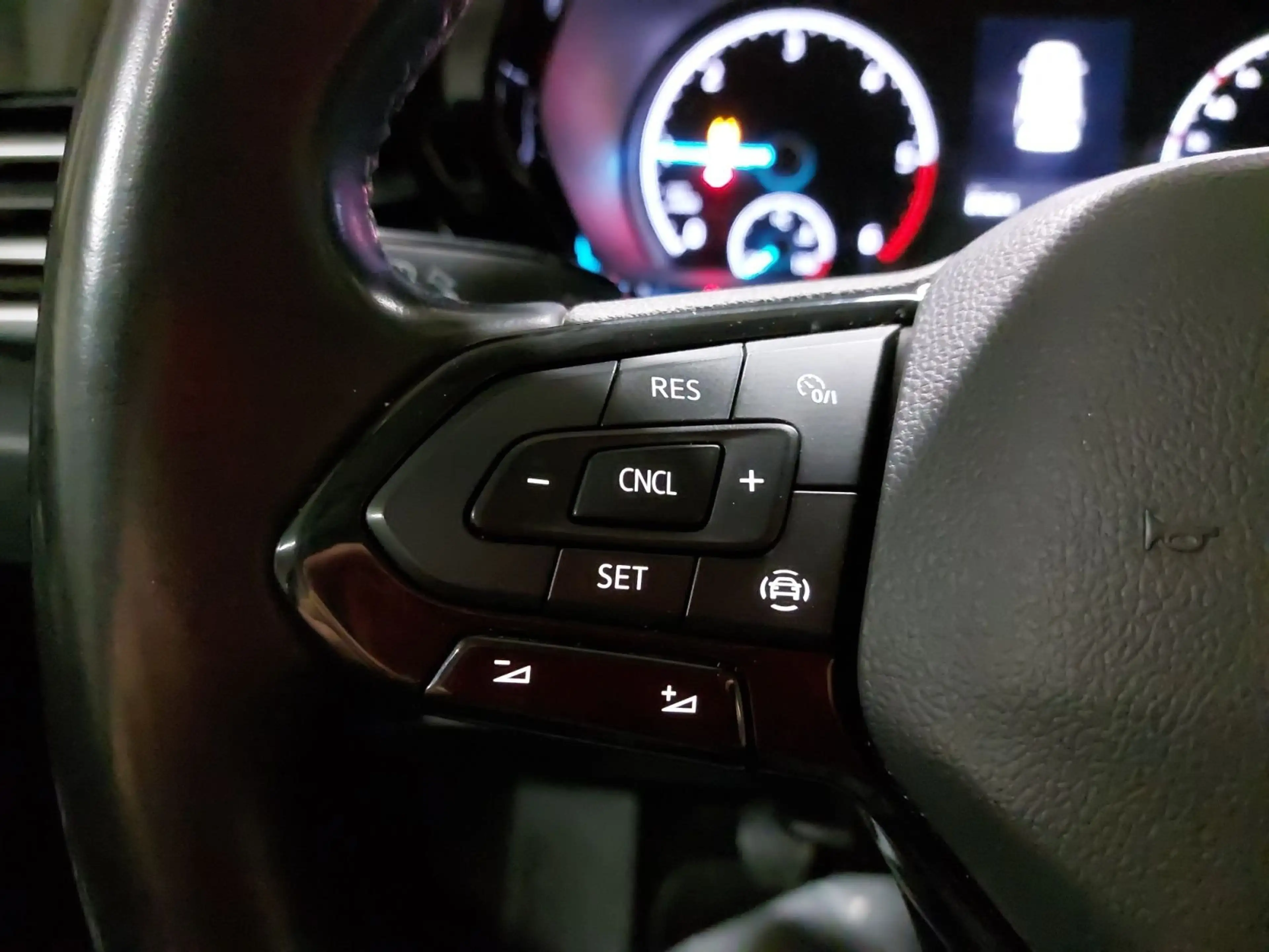 Ford Tourneo Connect 2.0 Ecoblue Titanium Grand — photo 10