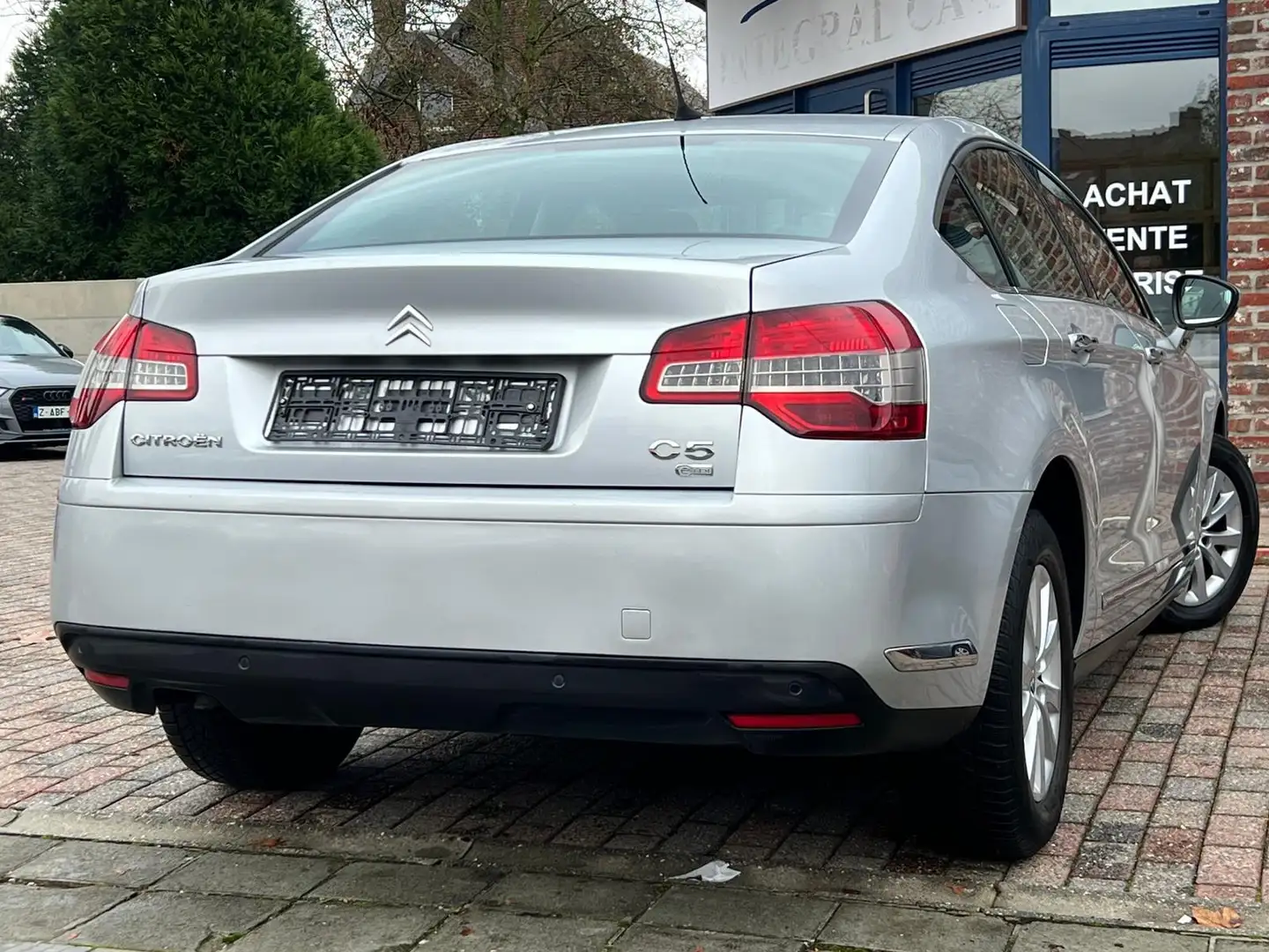 Citroen C5 1.6HDi AUTOMATIQUE*EXCLUSIVE*NAVI*TEL*CRUISE*FULL! Grijs - 2