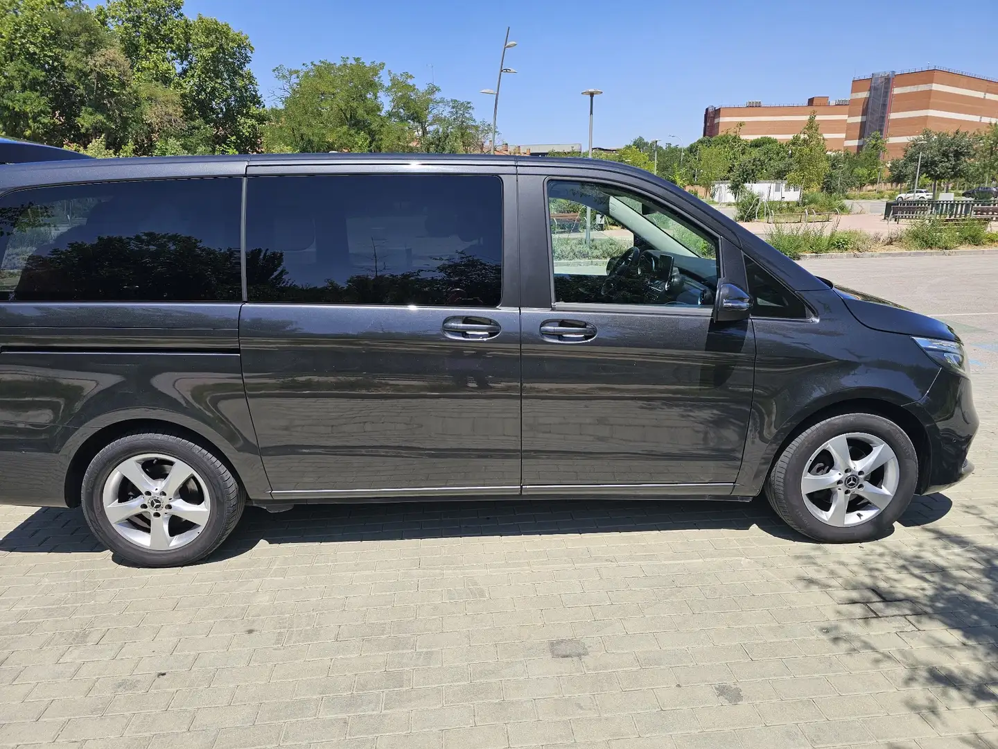 Mercedes-Benz V 220 220CDI Largo Avantgarde 7G Tronic - 2