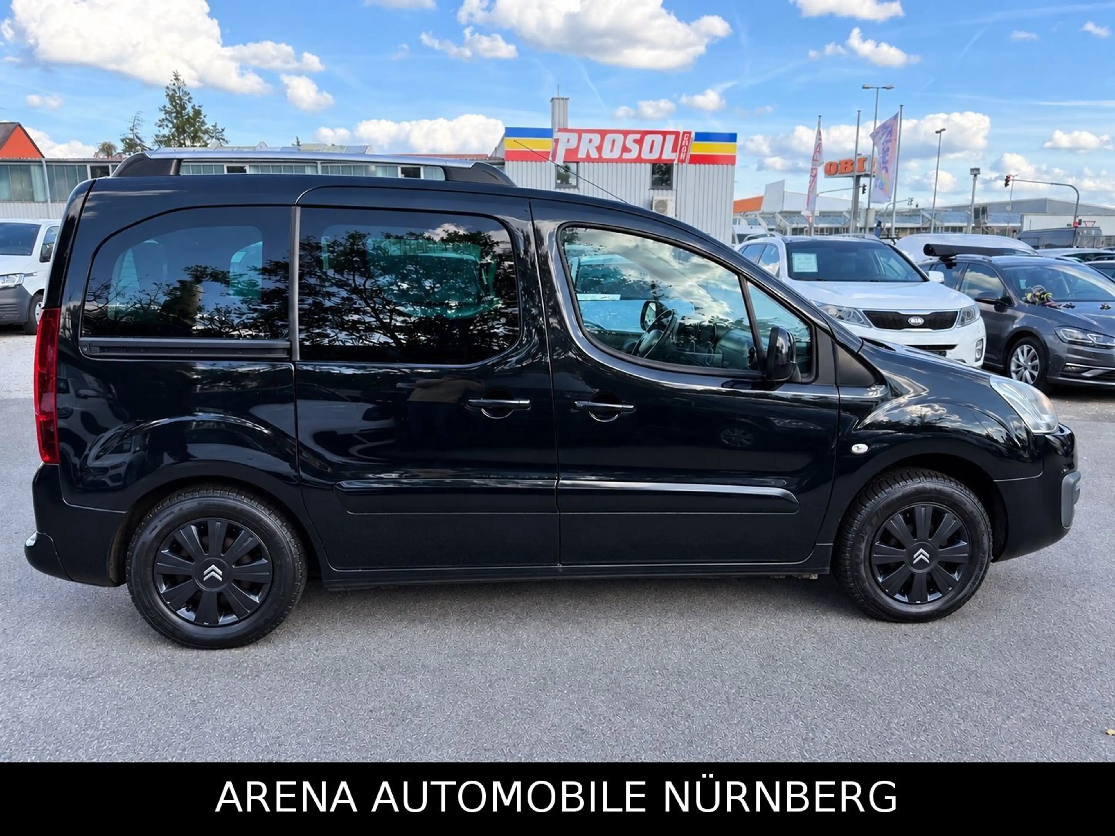 Citroen Berlingo Kombi Shine 1.6 Blue-HDI*Panorama — photo 8