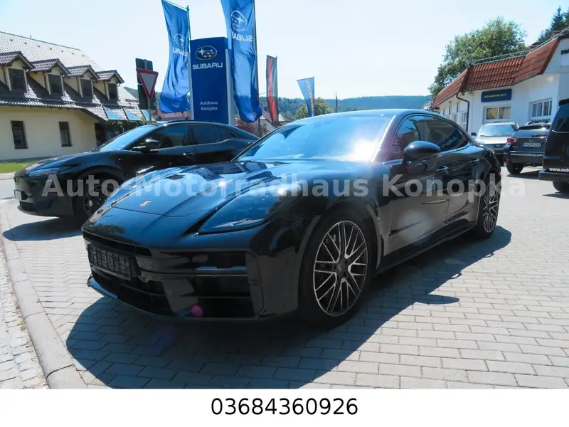 PORSCHE Panamera