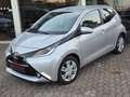 Toyota Aygo AYGO x-play touch KAMERA/TEMPOMAT/KLIMA Серебристый - thumbnail 2