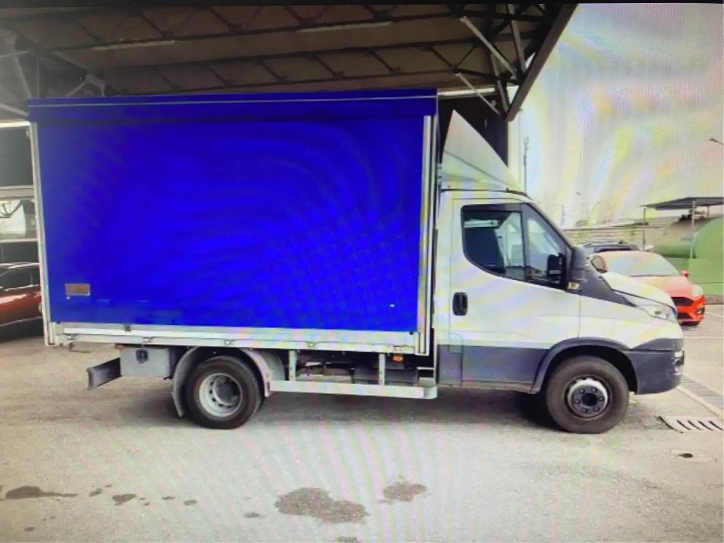 Iveco Daily 60C18 Blanc - 2