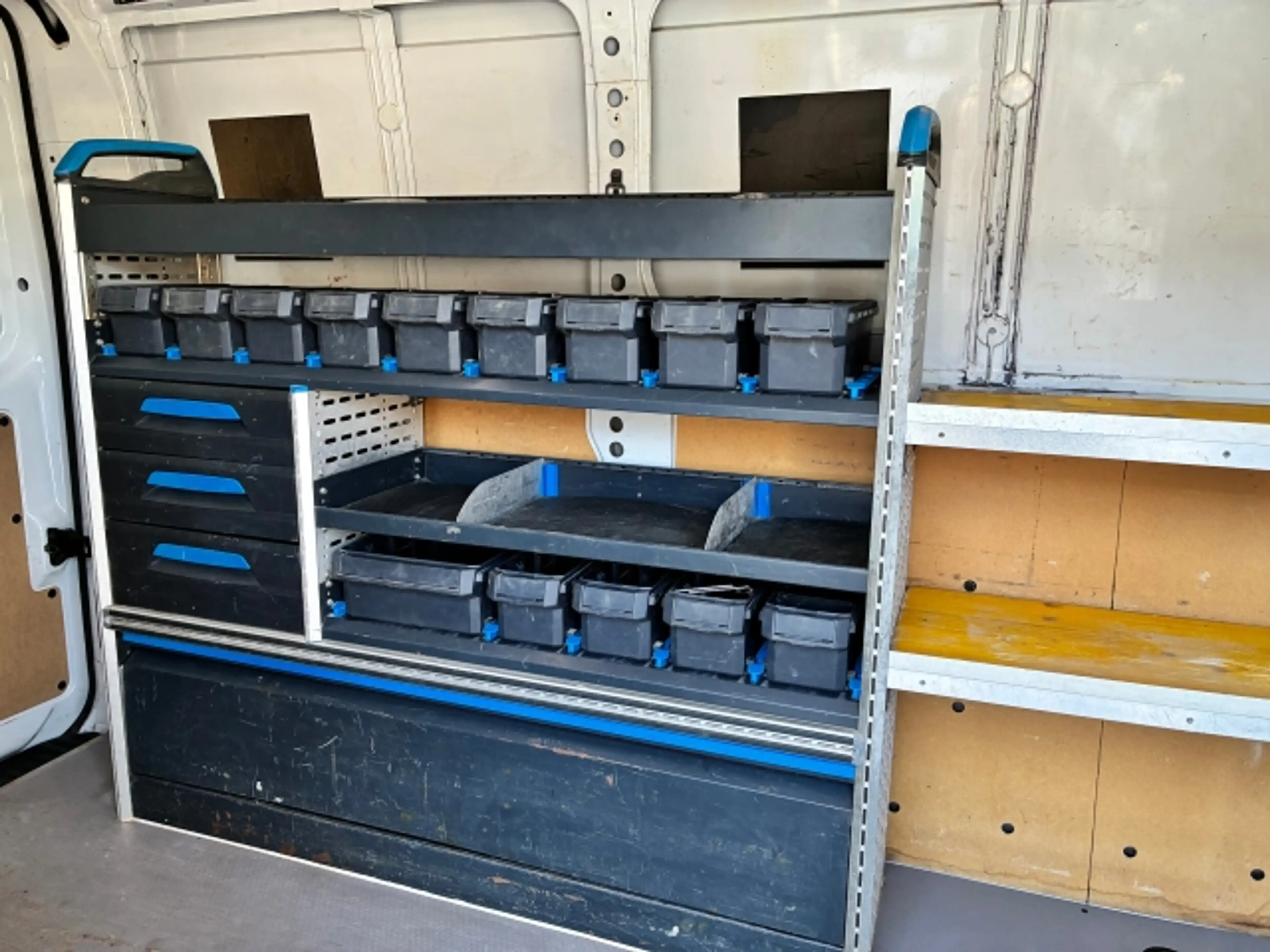 Renault Master MASTER KASTEN L1H1 — photo 4