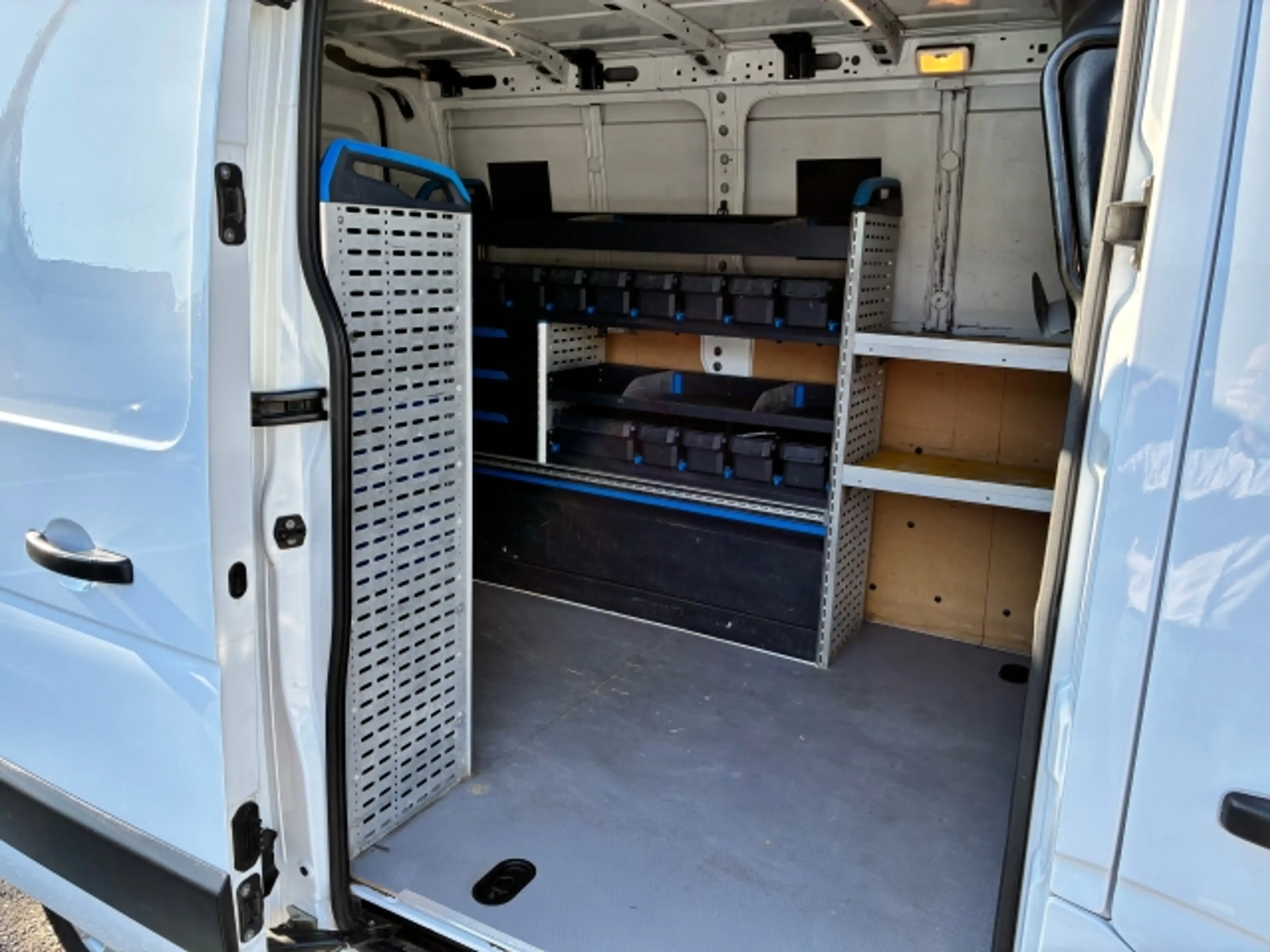 Renault Master MASTER KASTEN L1H1 — photo 3