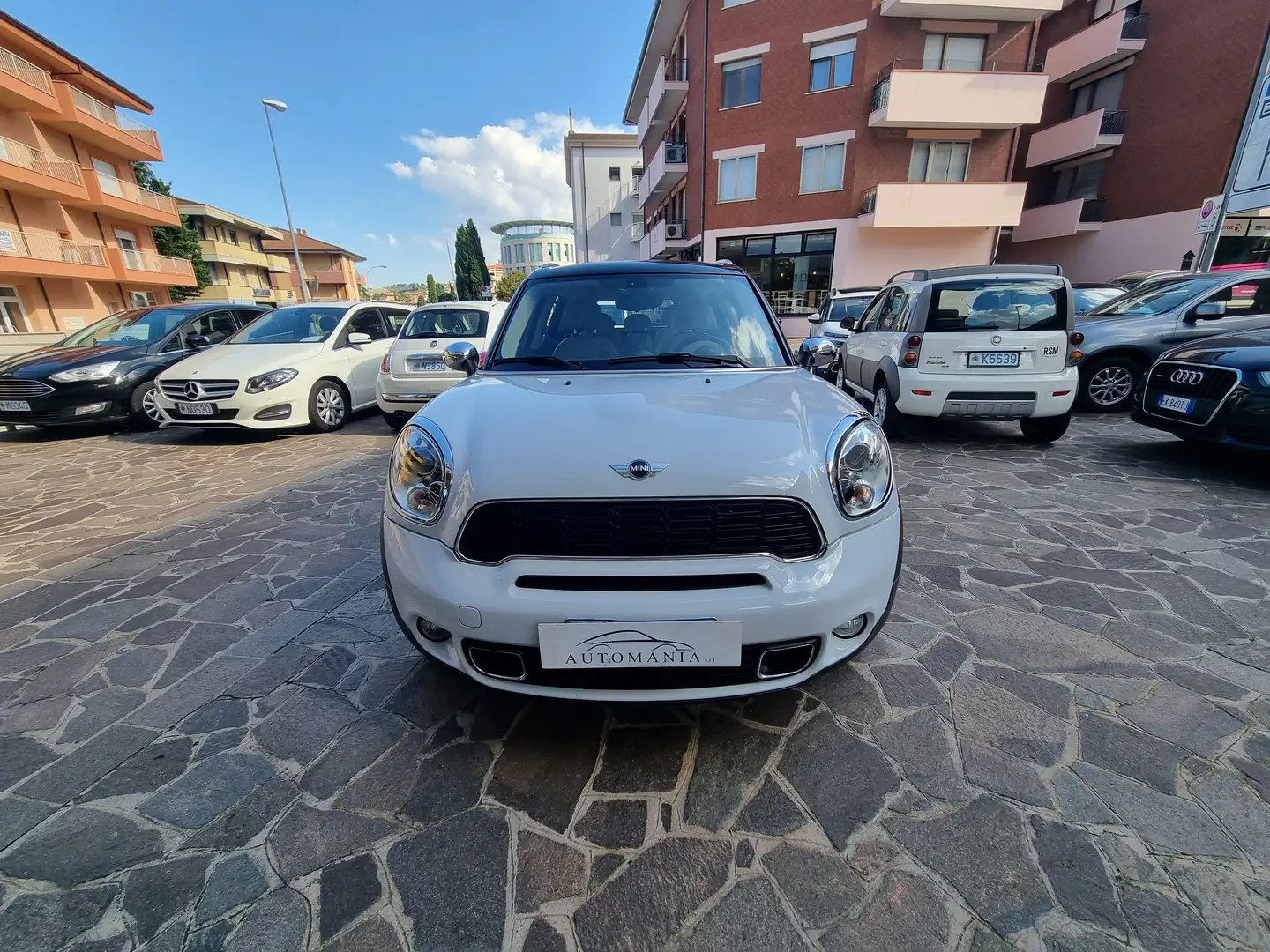 MINI Cooper SD Countryman Mini Countryman 2.0 Cooper SD all4 Weiß - 2