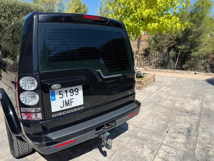 Land Rover Discovery Pro 3.0TDV6 S 2016, foto 2