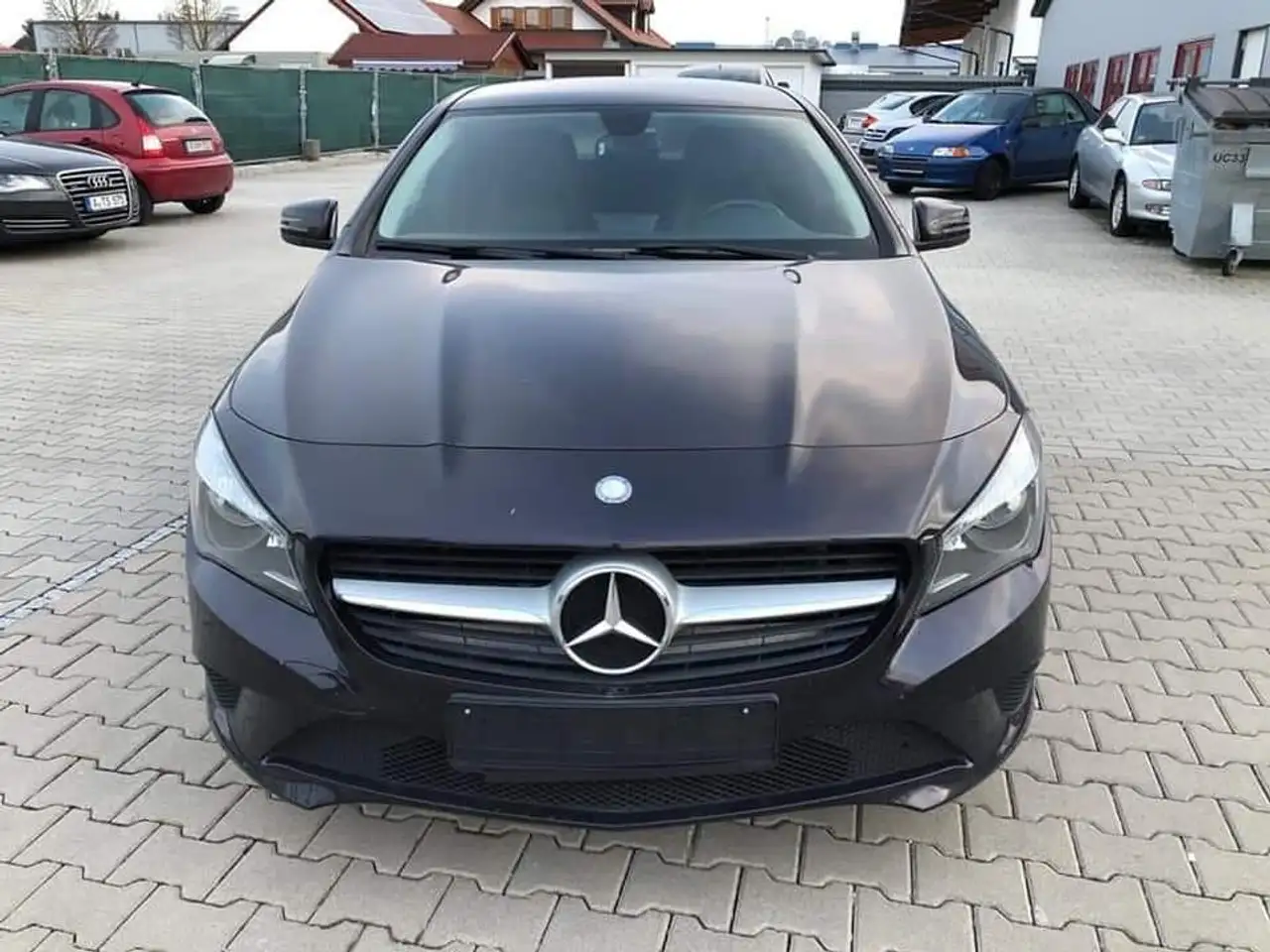 Mercedes-Benz CLA 200