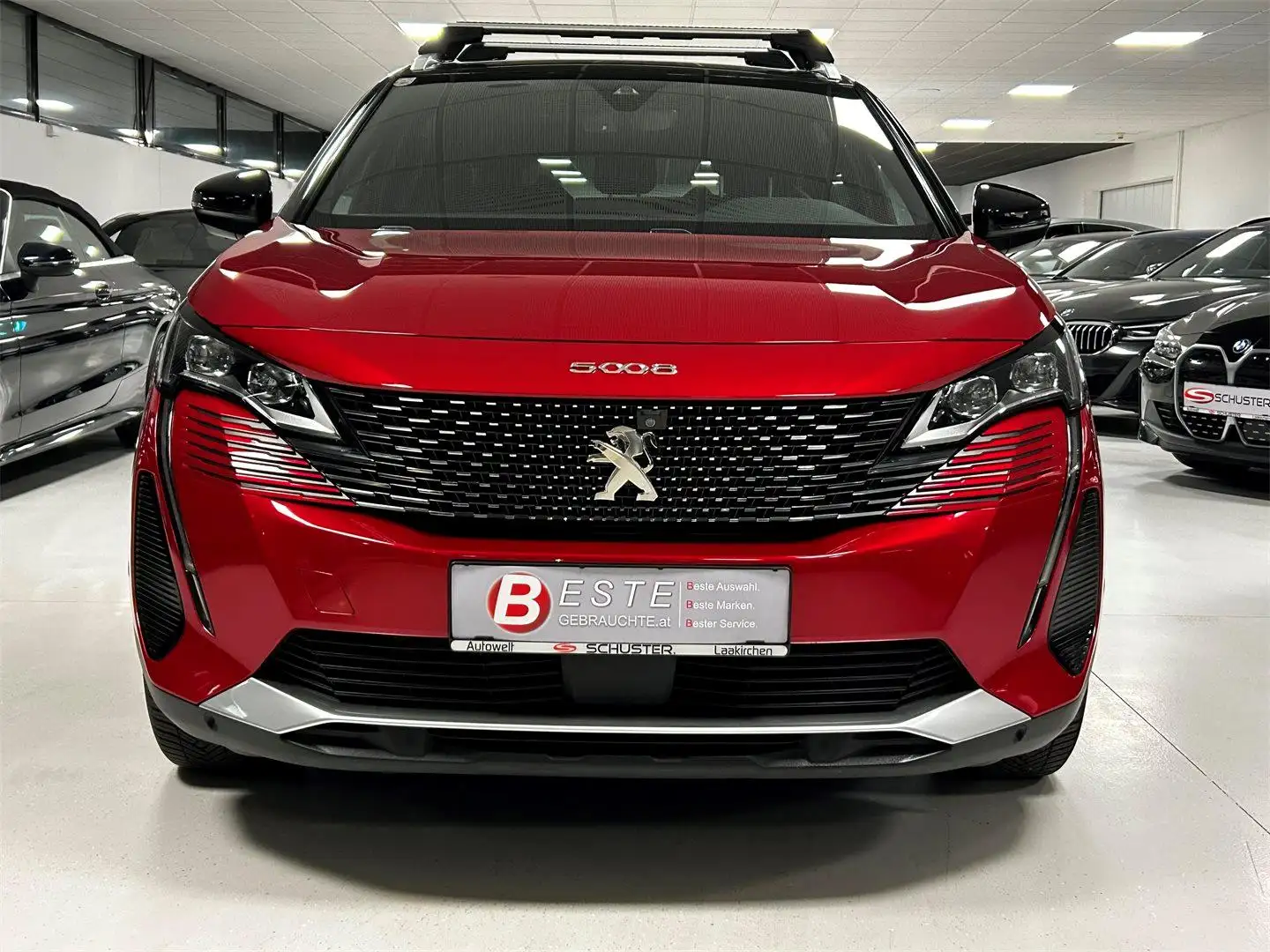 Peugeot 5008 1,2 PureTech GT Line *7 Sitzer* Rot - 2