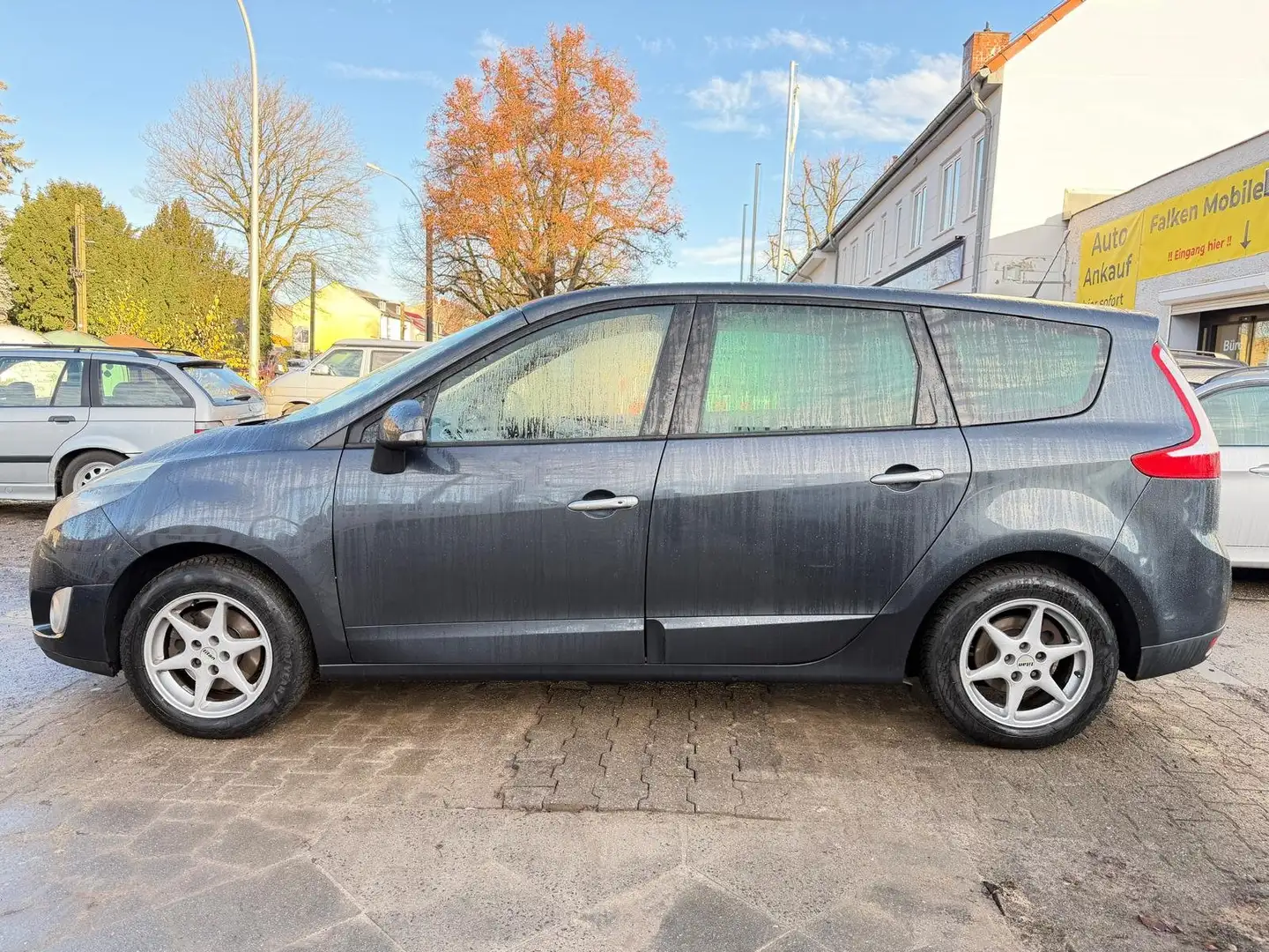 Renault Grand Scenic III Dynamique + Klima + Navi + 8 fach bereift Grau - 2