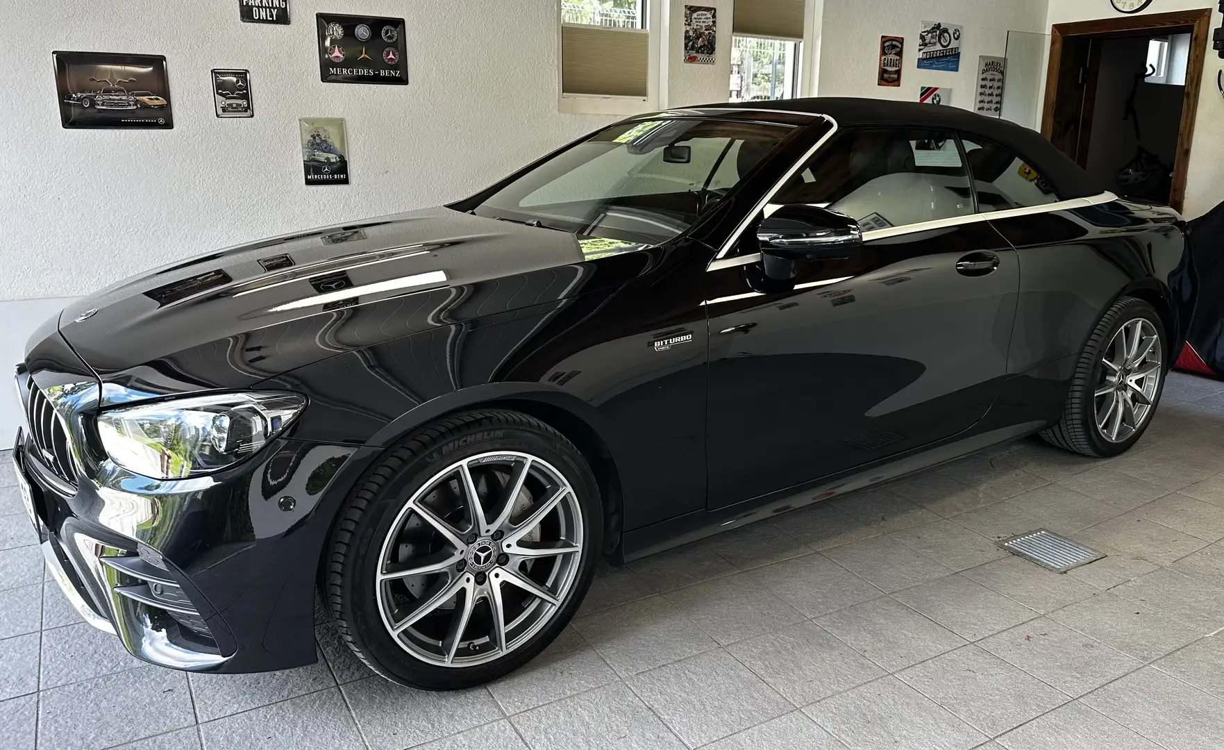 Mercedes-Benz E 220 E 220 d AMG 4MATIC Aut. Schwarz - 2