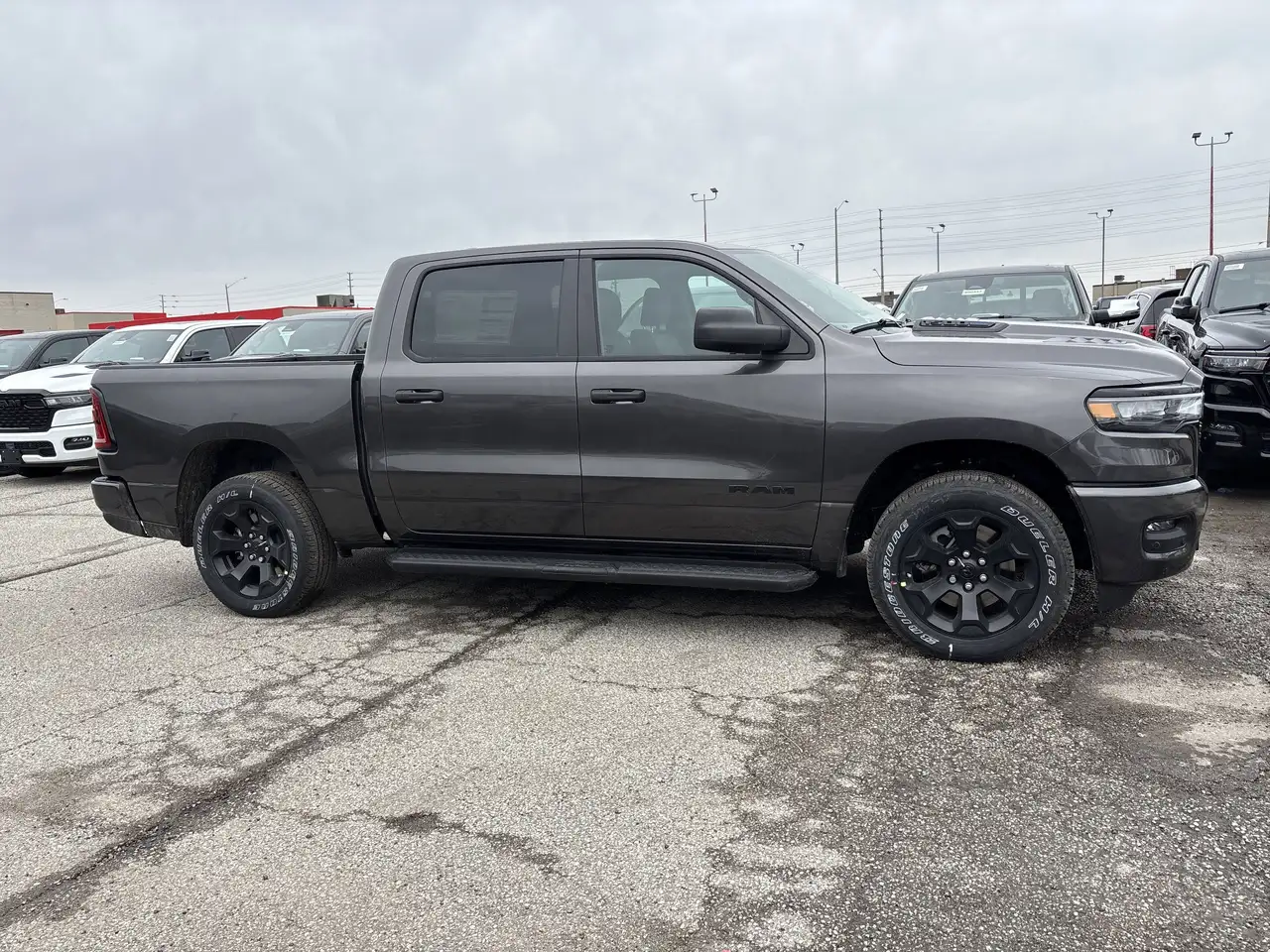 RAM 1500 снимка RAM 1500