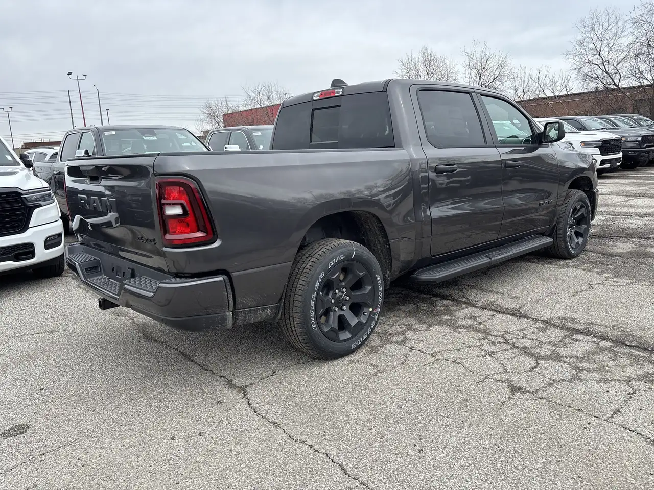 RAM 1500 снимка RAM 1500