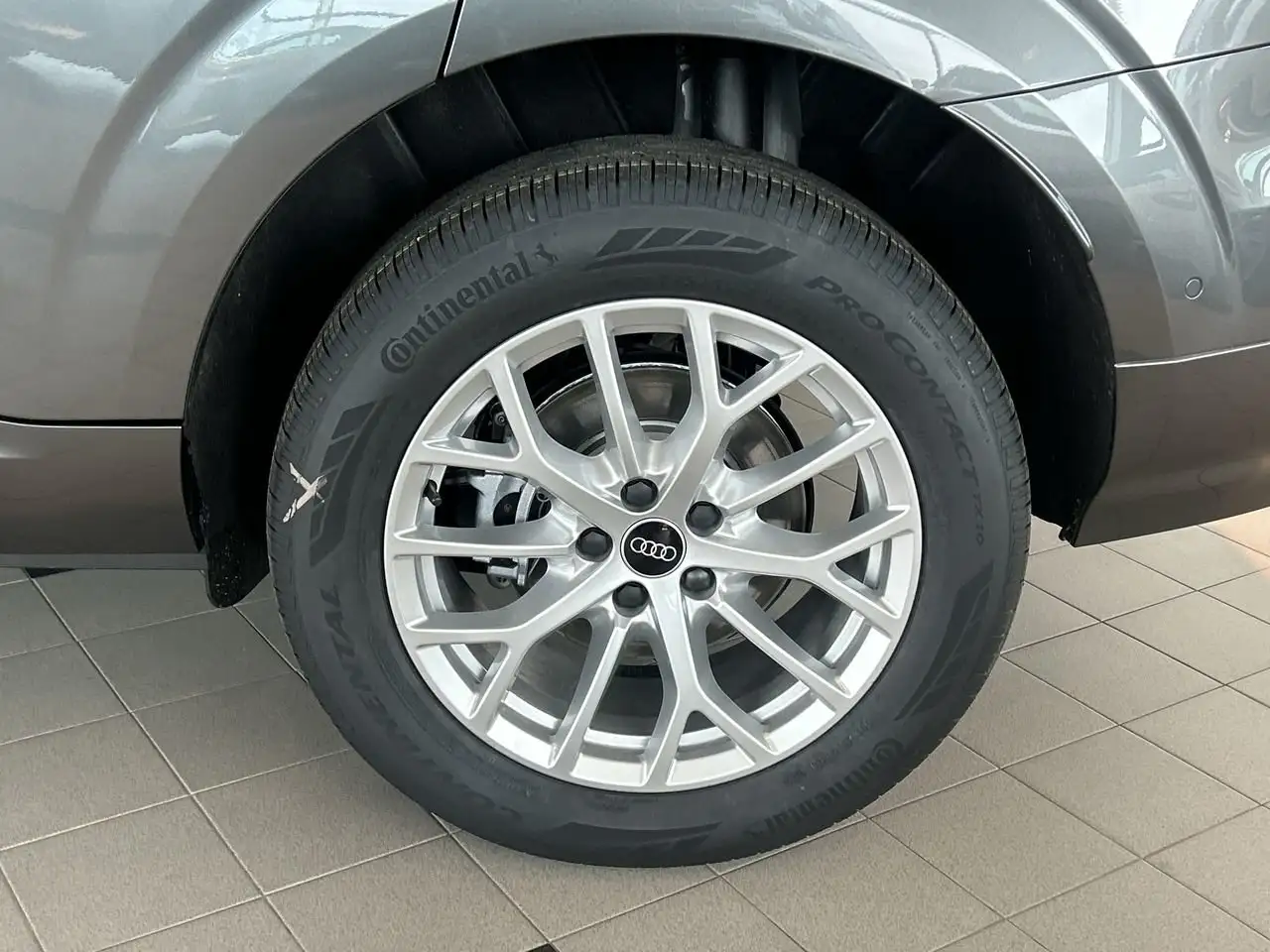 Audi Q3 снимка Audi Q3