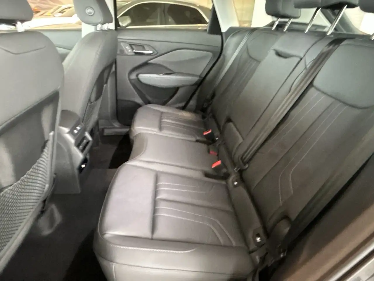 Audi Q3 снимка Audi Q3