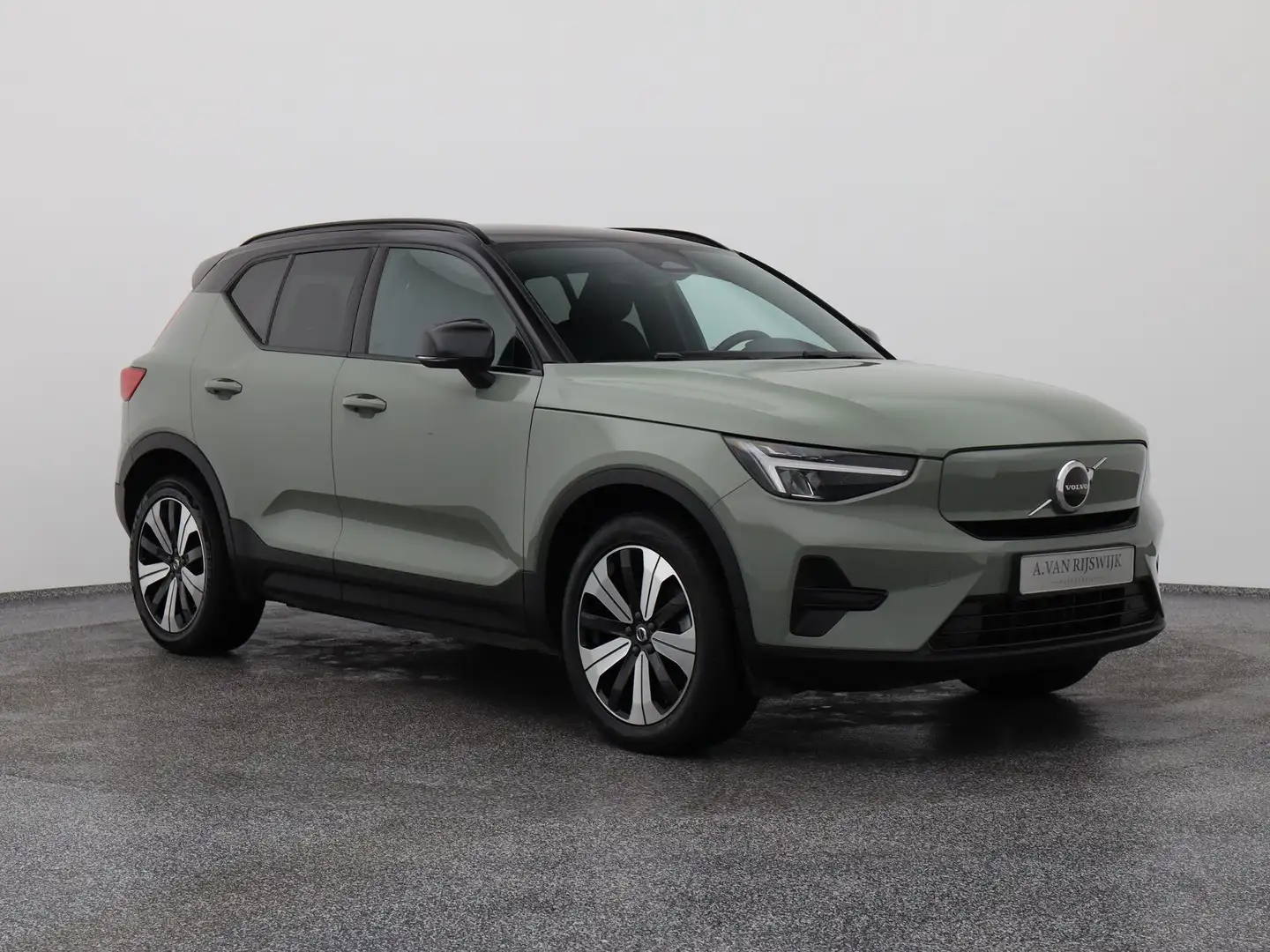 Volvo XC40 Recharge Core | CAMERA | STOEL- EN STUURVERW. | FA Groen - 2