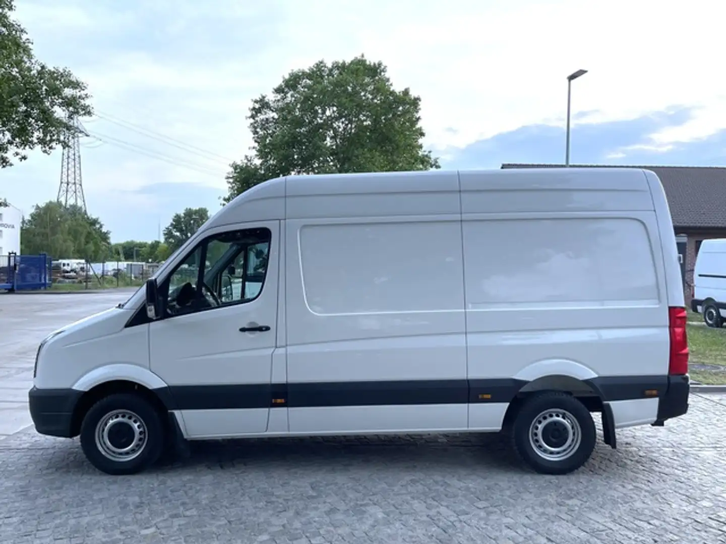 Volkswagen Crafter 2.0TDI L2H2 WEBASTO*KLIMA*AHK*TEMPOMAT Blanc - 2