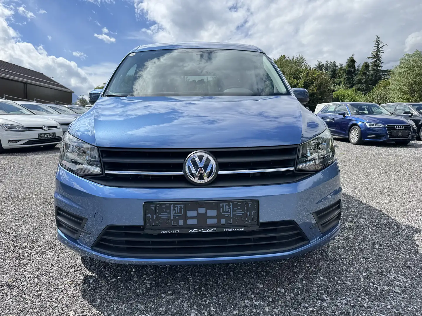 Volkswagen Caddy Trendline BMT Blau - 2