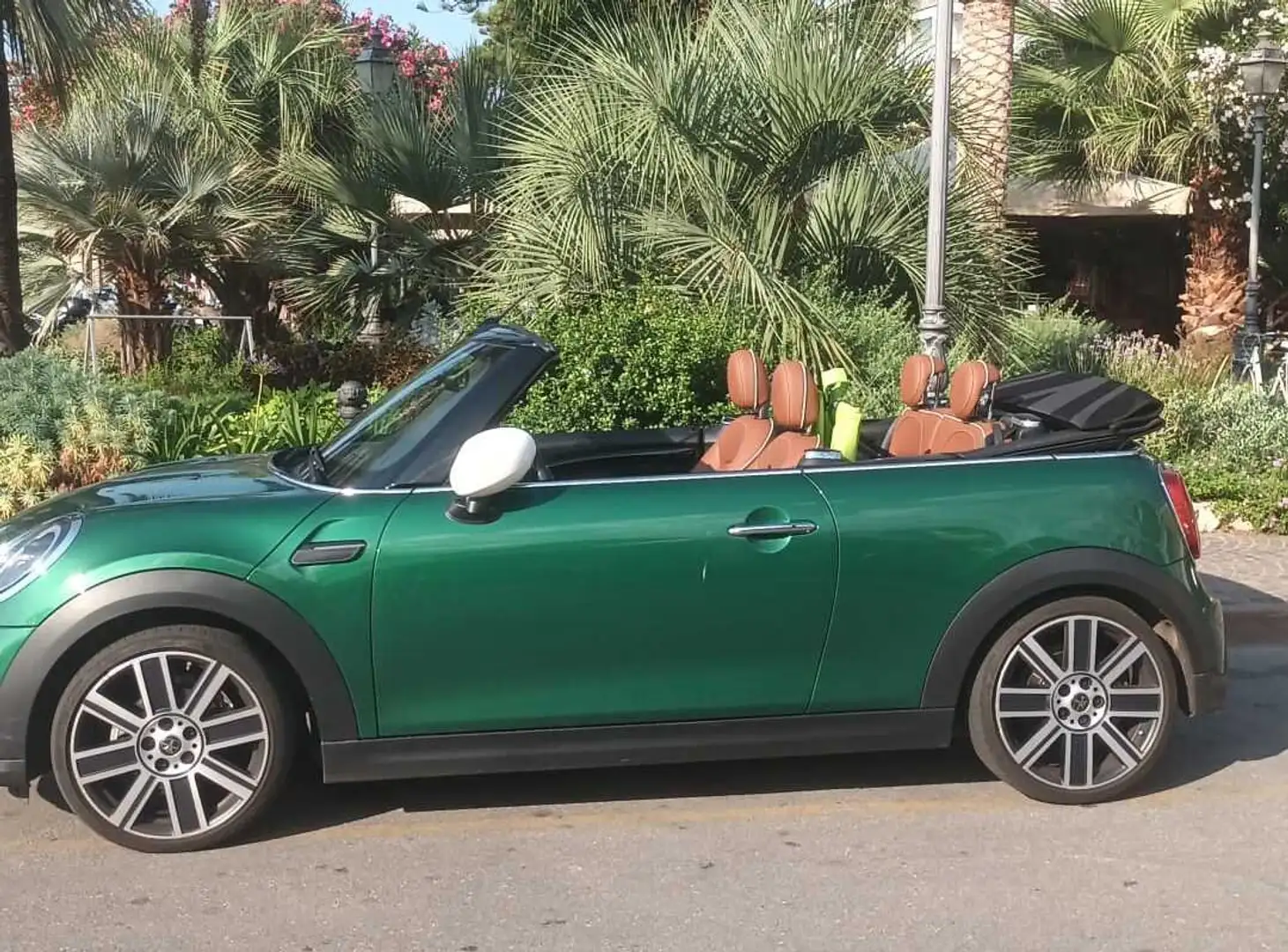 MINI Cooper Cabrio Mini IV Cabrio F57 2021 1.5 Yours auto Vert - 1