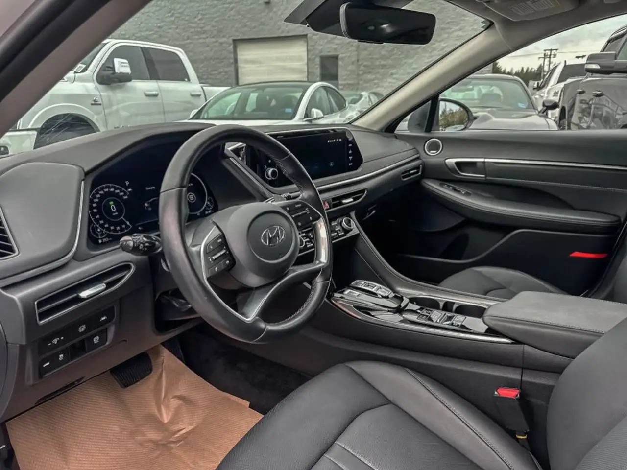 Hyundai SONATA снимка Hyundai SONATA