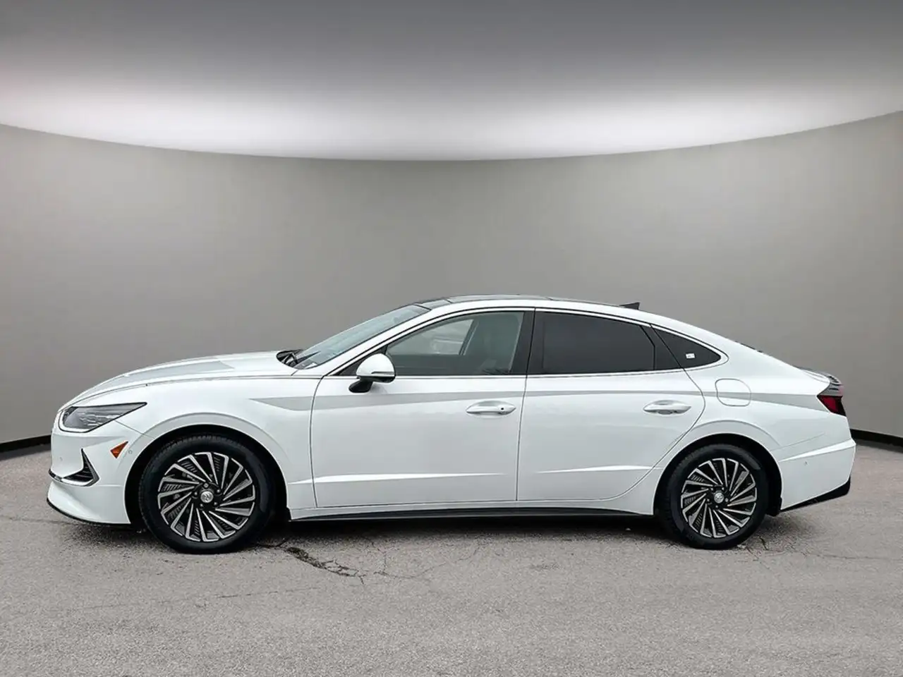 Hyundai SONATA снимка Hyundai SONATA