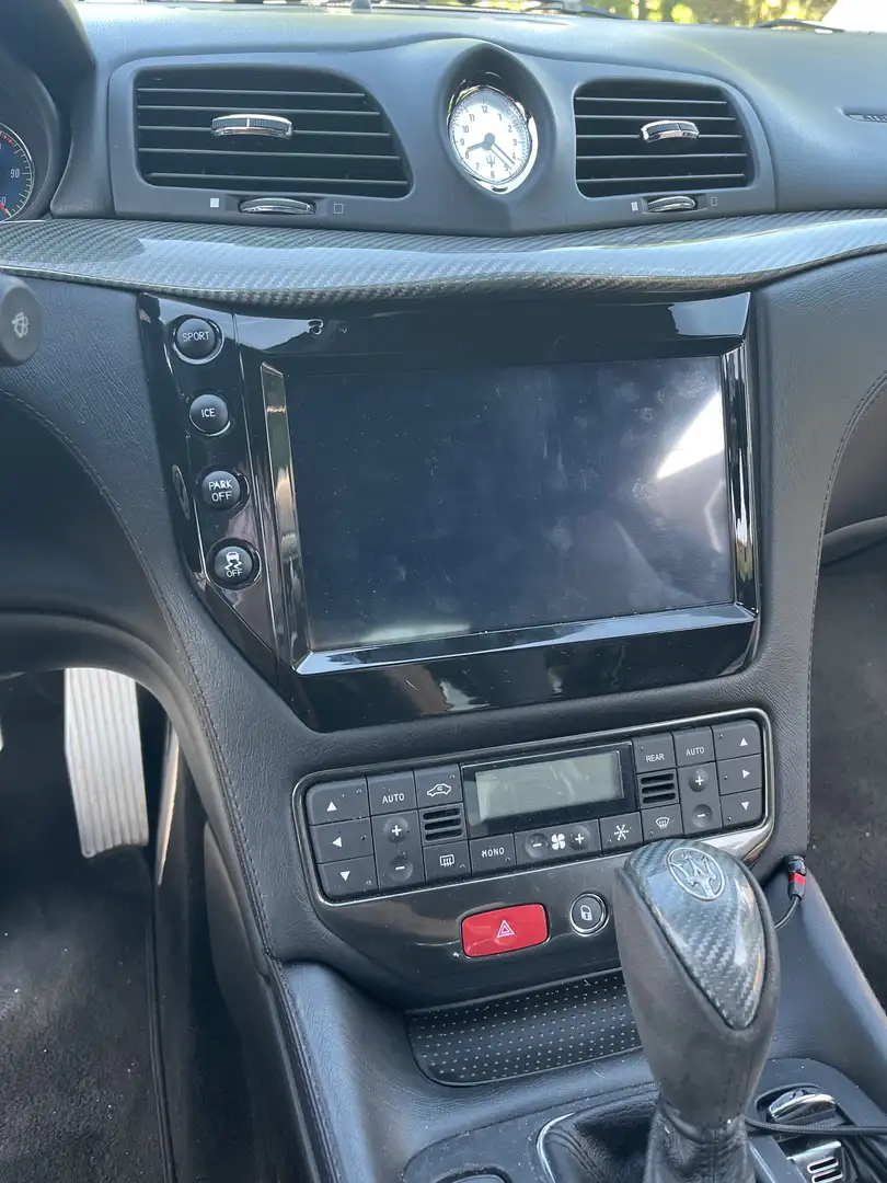 Maserati GranTurismo 4.7 V8 460 Sport A Gris - 2
