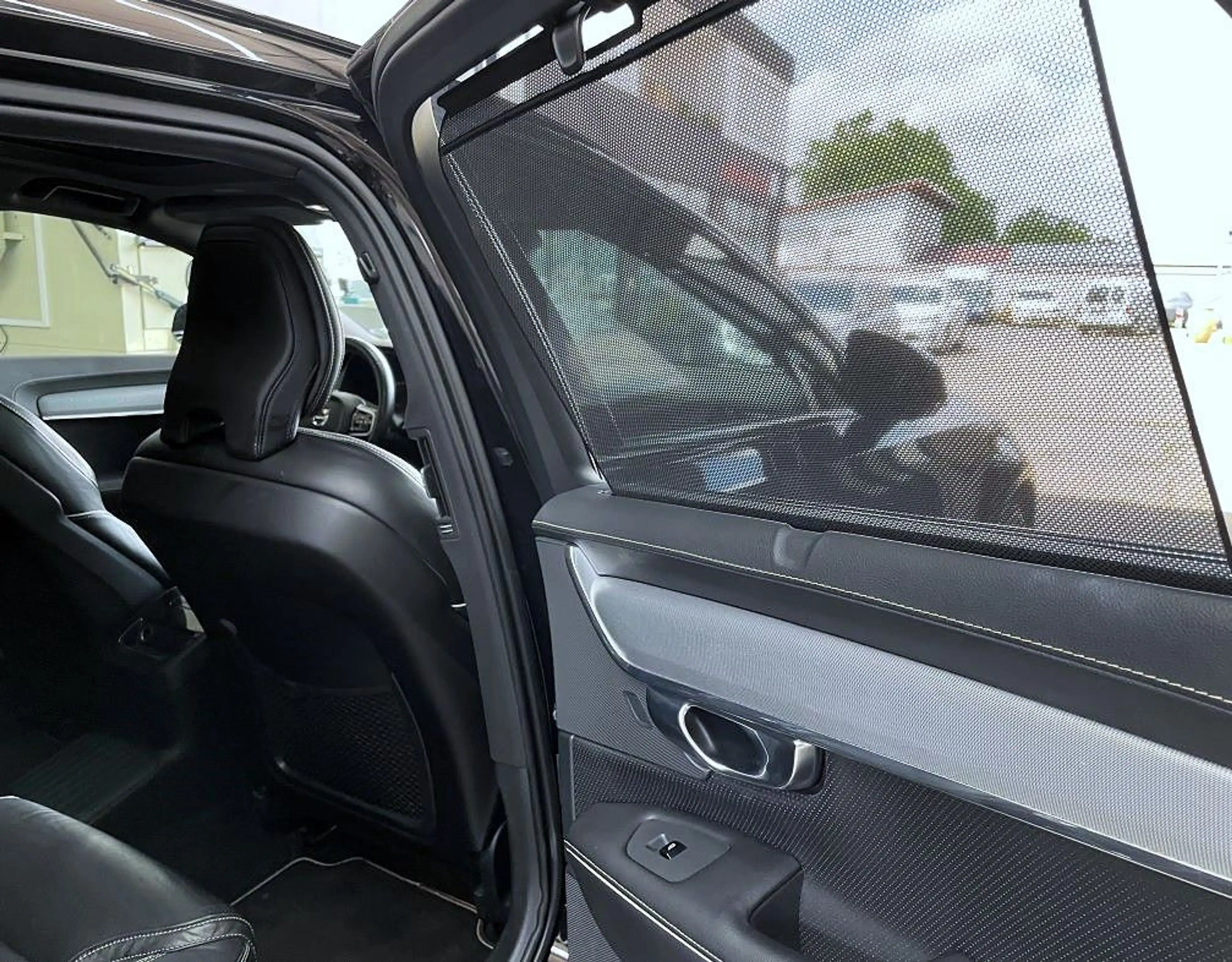 Volvo V90 T8 AWD PHEV *R-DESIGN*NAPPA|PANO|ACC|AHK — photo 13