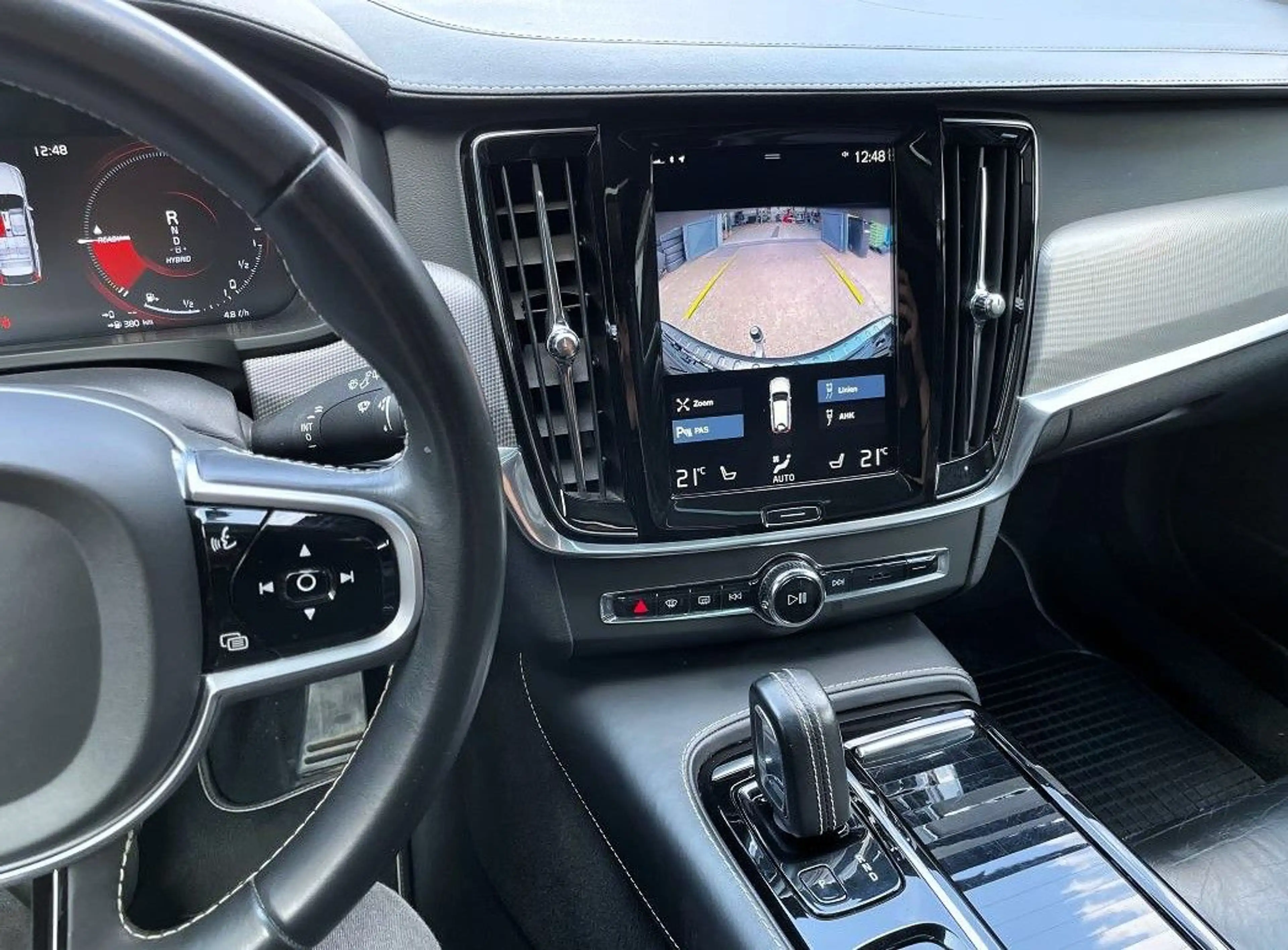 Volvo V90 T8 AWD PHEV *R-DESIGN*NAPPA|PANO|ACC|AHK — photo 8