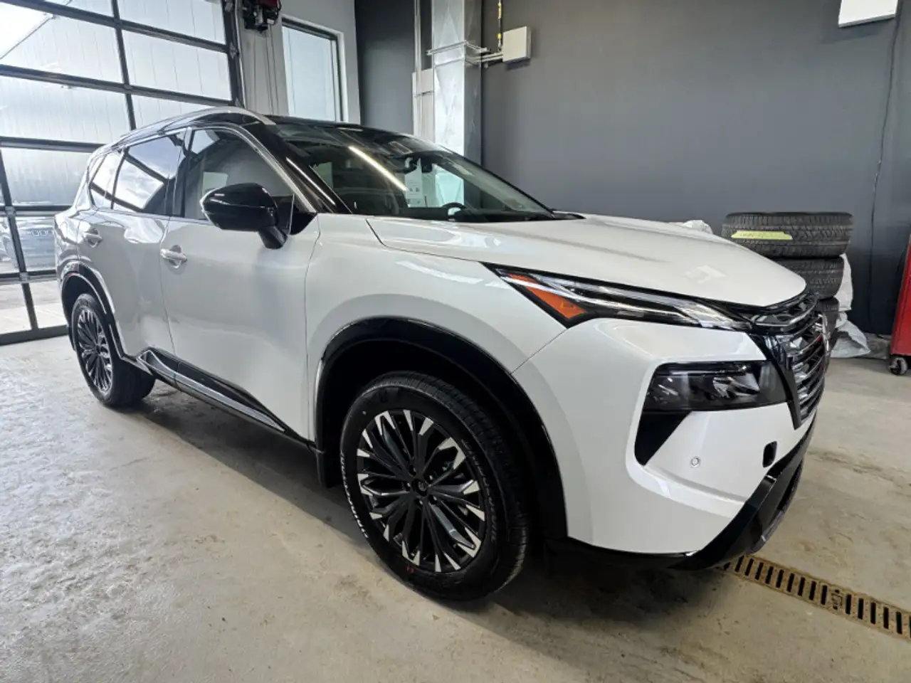 Nissan Rogue снимка Nissan Rogue