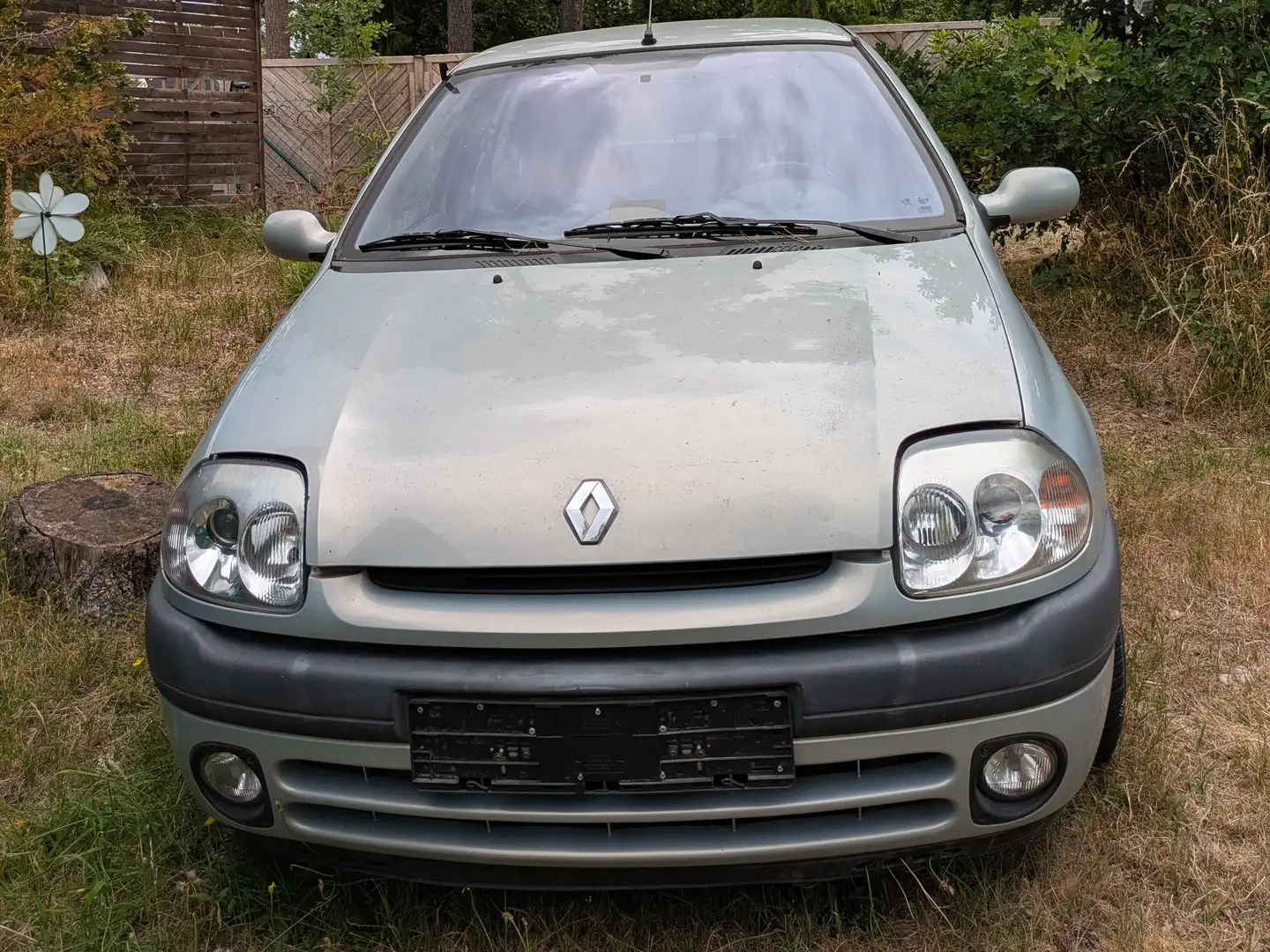 Renault Clio Bastlerfahrzeug mit Klimaanlage Gris - 1