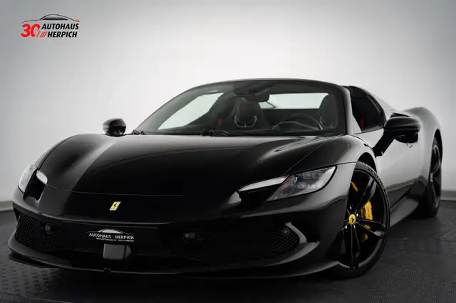 Ferrari 296 All Black Lift JBL 360° LED-Lenkrad Carp