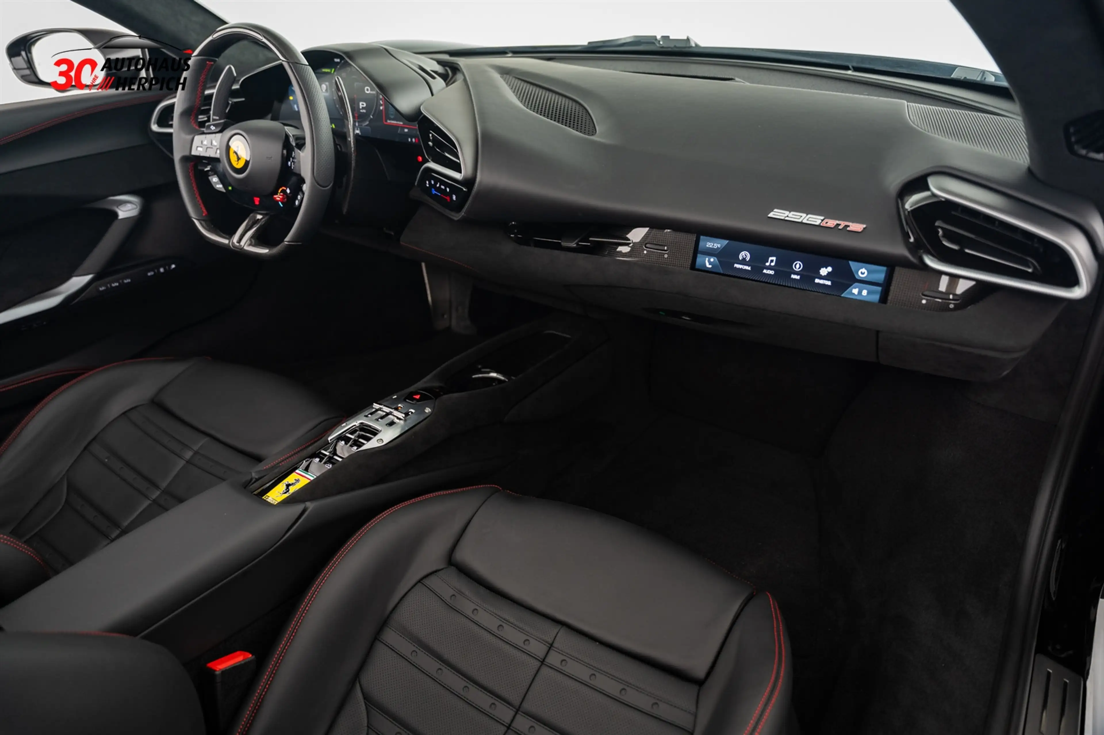 Ferrari 296 All Black Lift JBL 360° LED-Lenkrad Carp — photo 14