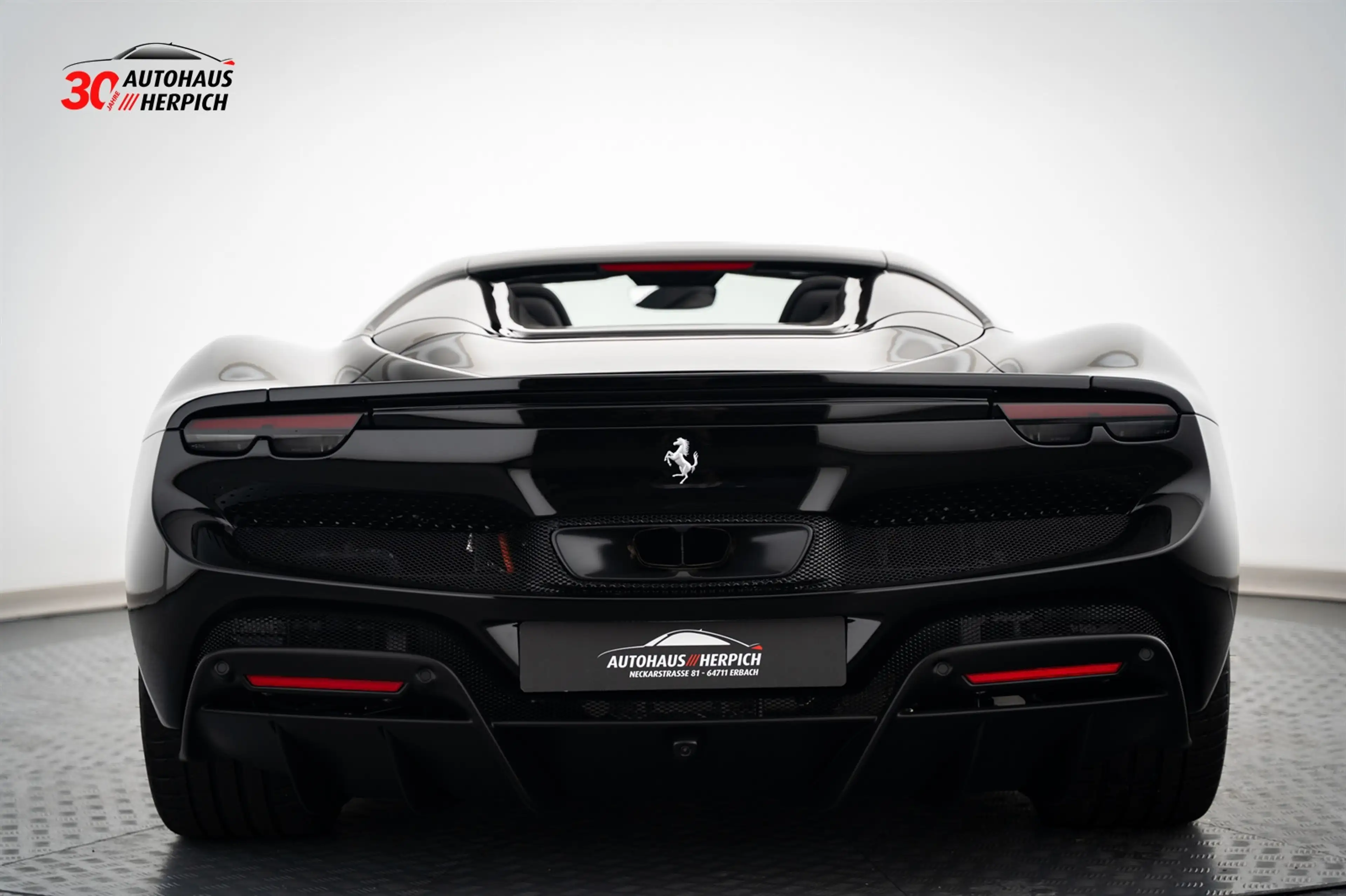 Ferrari 296 All Black Lift JBL 360° LED-Lenkrad Carp — photo 4