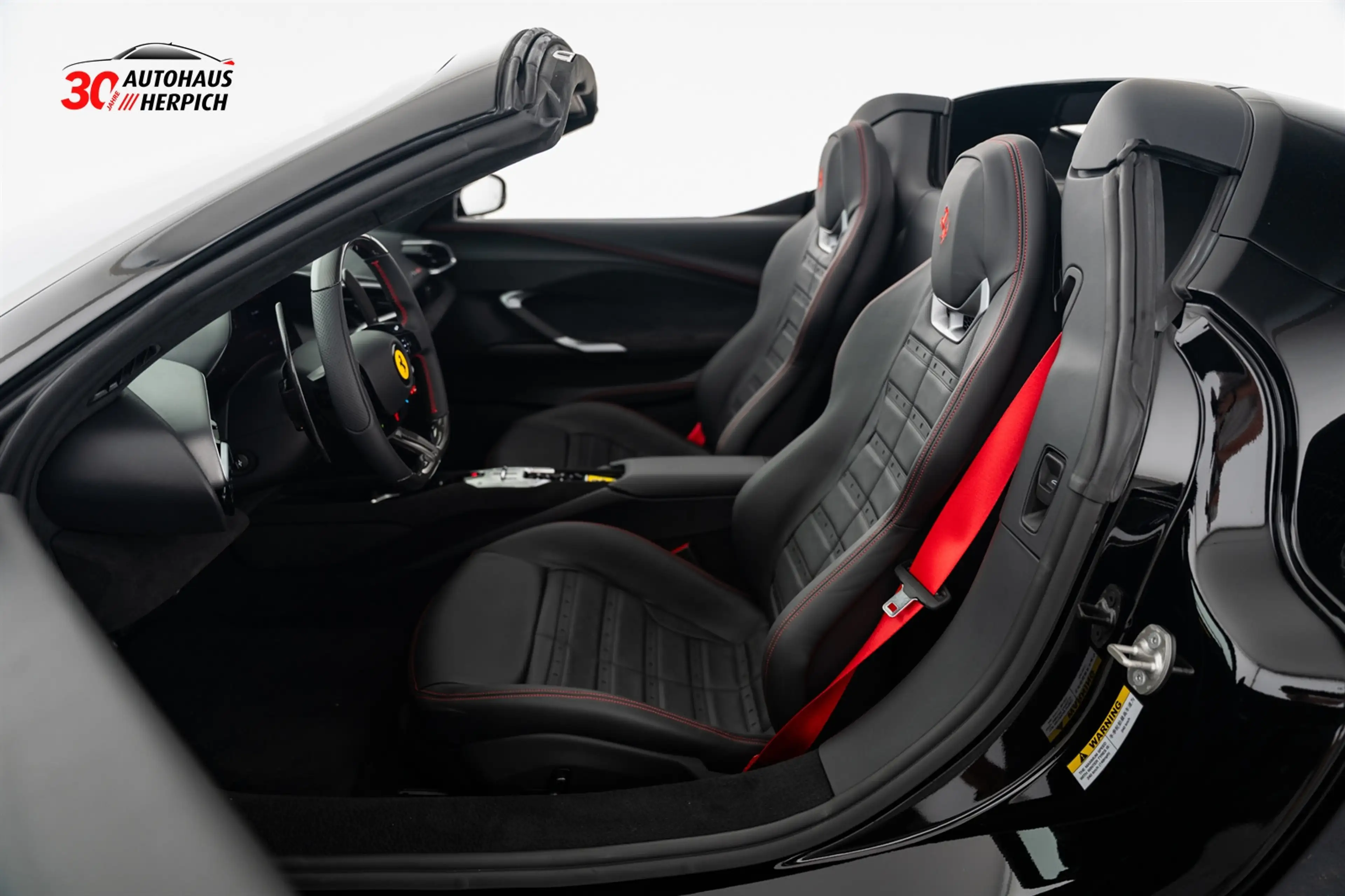 Ferrari 296 All Black Lift JBL 360° LED-Lenkrad Carp — photo 11