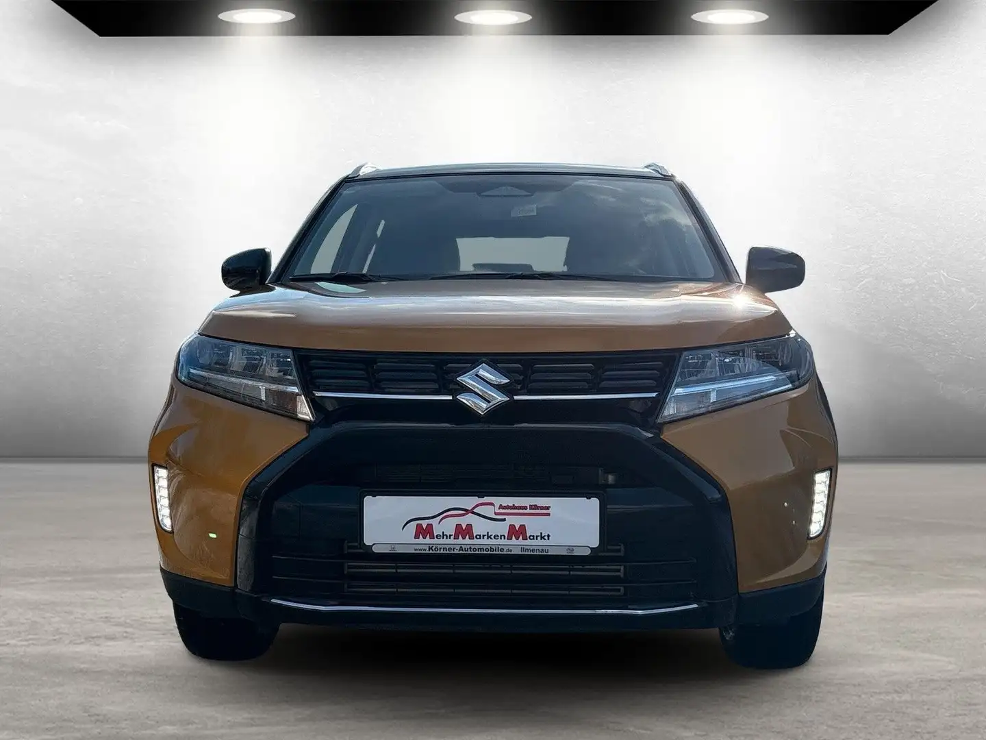 Suzuki Vitara 1.4 Comfort 4x4 *Navi*SHZ*RFK*WR*AZV Gold - 2