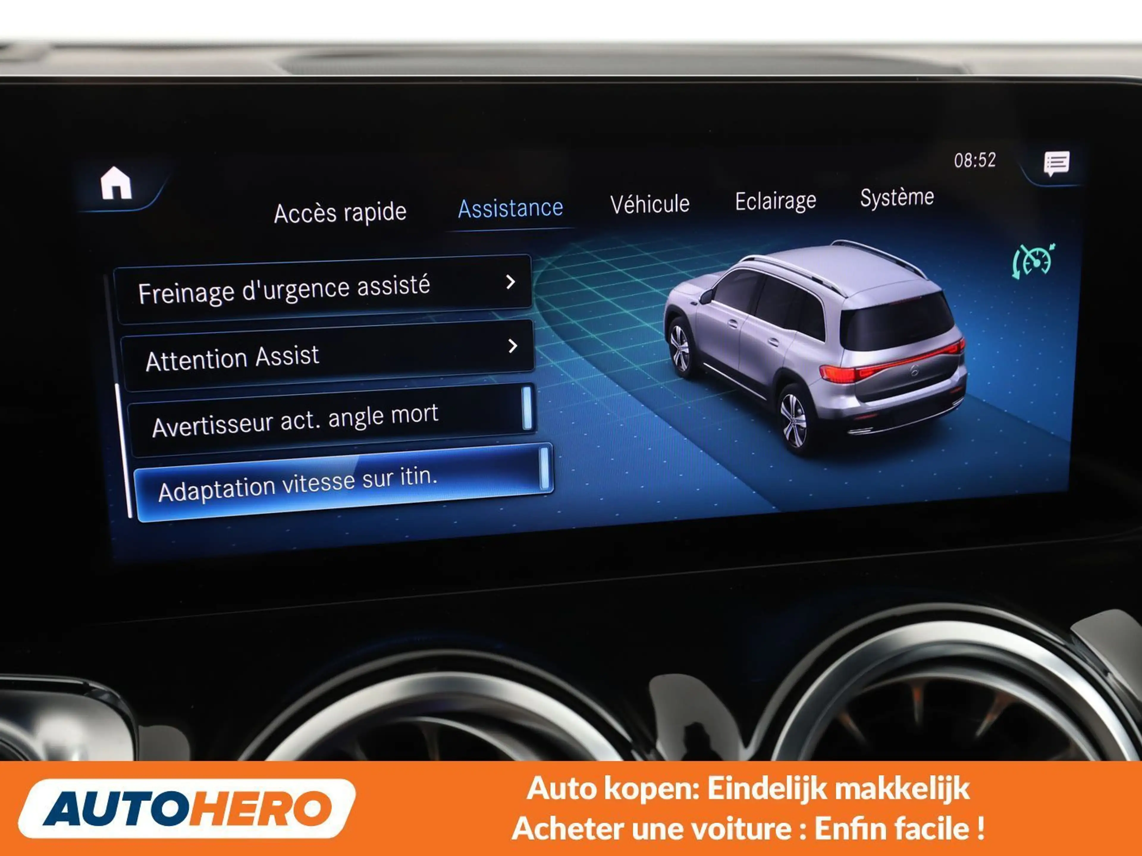 Mercedes-Benz EQB 350 350 4Matic AMG Line — photo 12