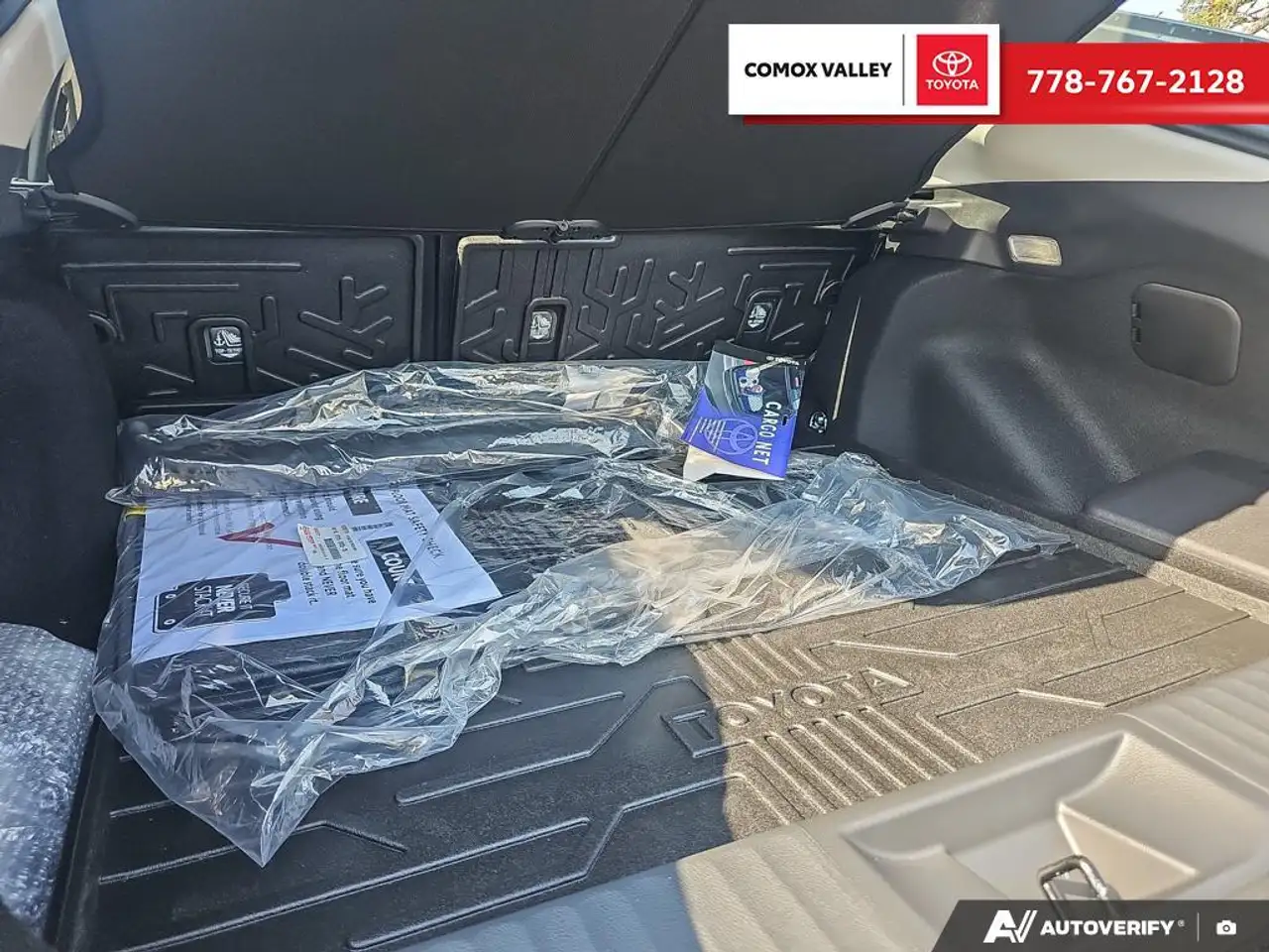 Toyota Prius снимка Toyota Prius