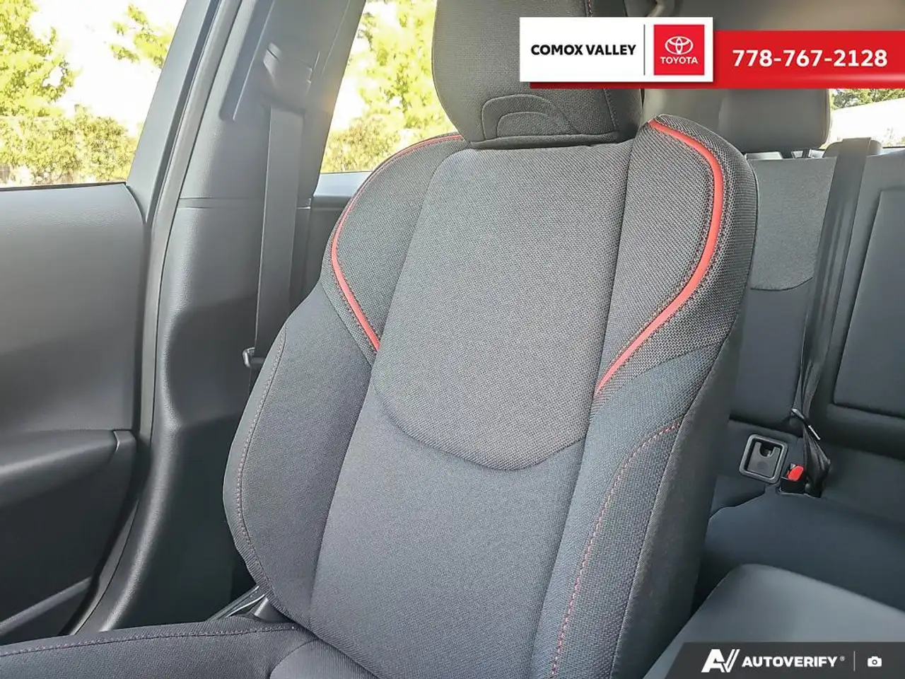 Toyota Prius снимка Toyota Prius