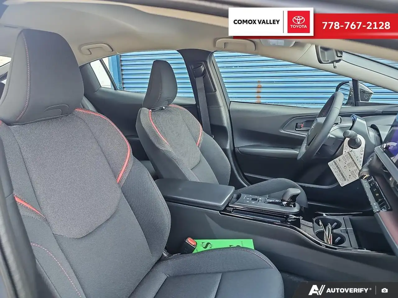 Toyota Prius снимка Toyota Prius
