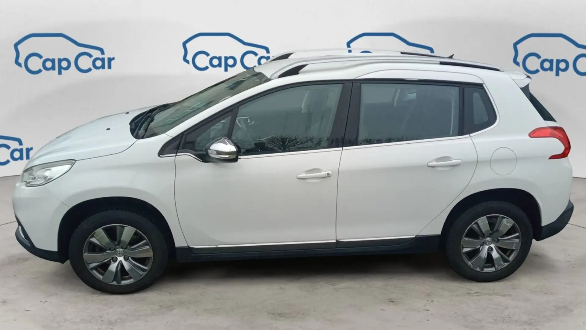 Peugeot 2008 1.6 VTi 120 Allure Blanc - 2