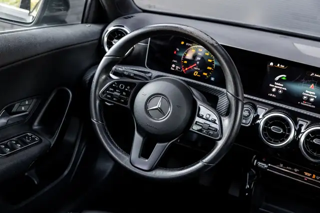 Mercedes-Benz A-Class view 9