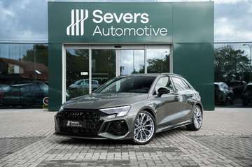 A3 Sportback RS3 | Porsche Aventurine Green | head