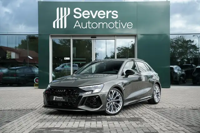 Audi RS3 A3 Sportback RS3 | Porsche Aventurine Green | head