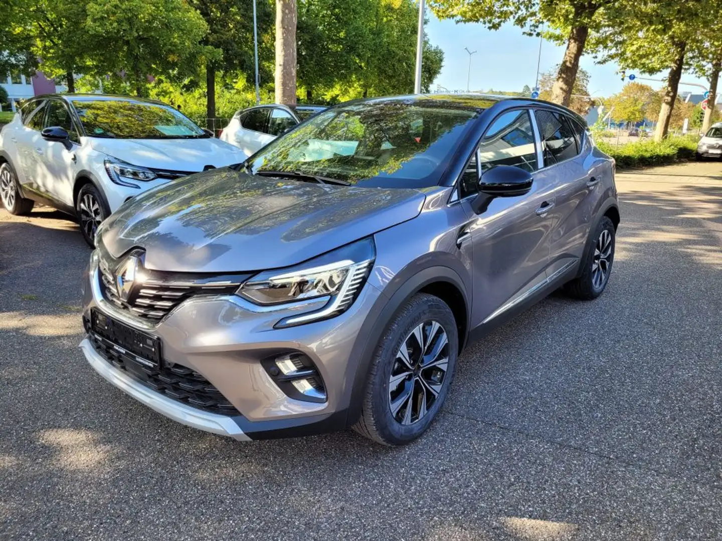 Renault Captur TCe Mild Hybrid 140 EDC GPF TECHNO Grau - 1